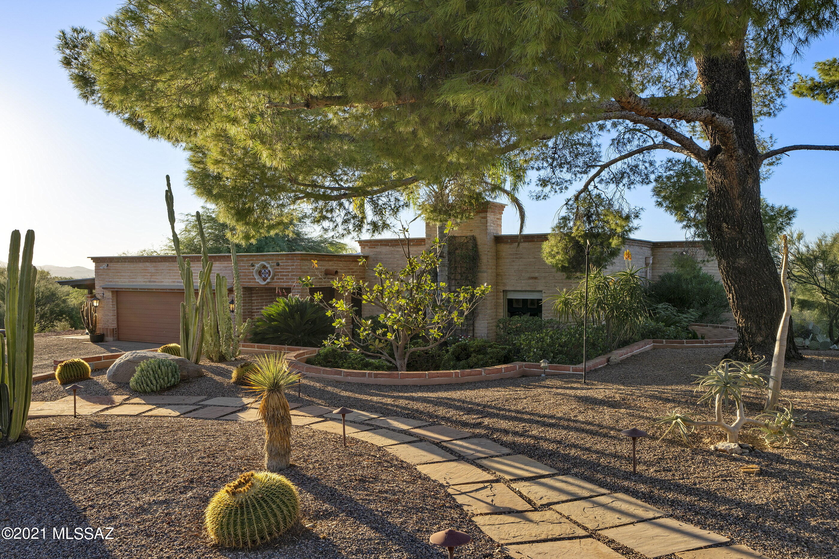 Tucson National Est - Residential