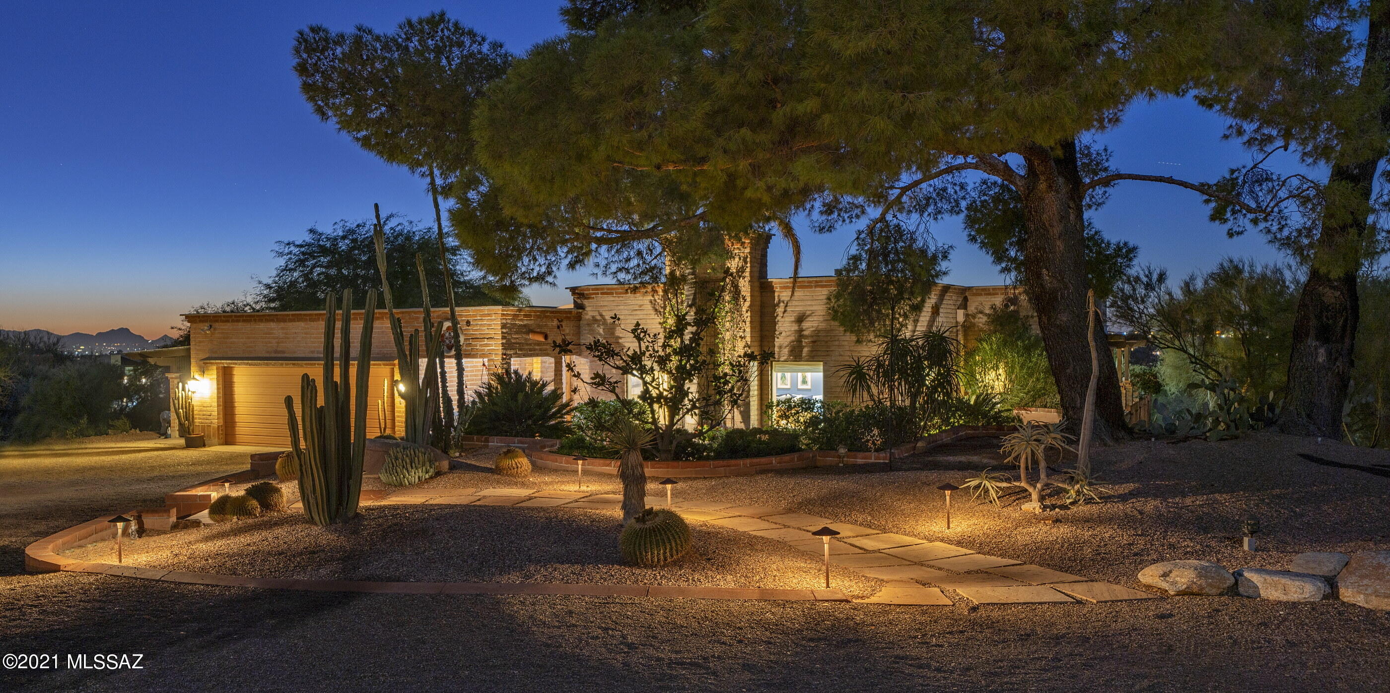 Tucson National Est - Residential