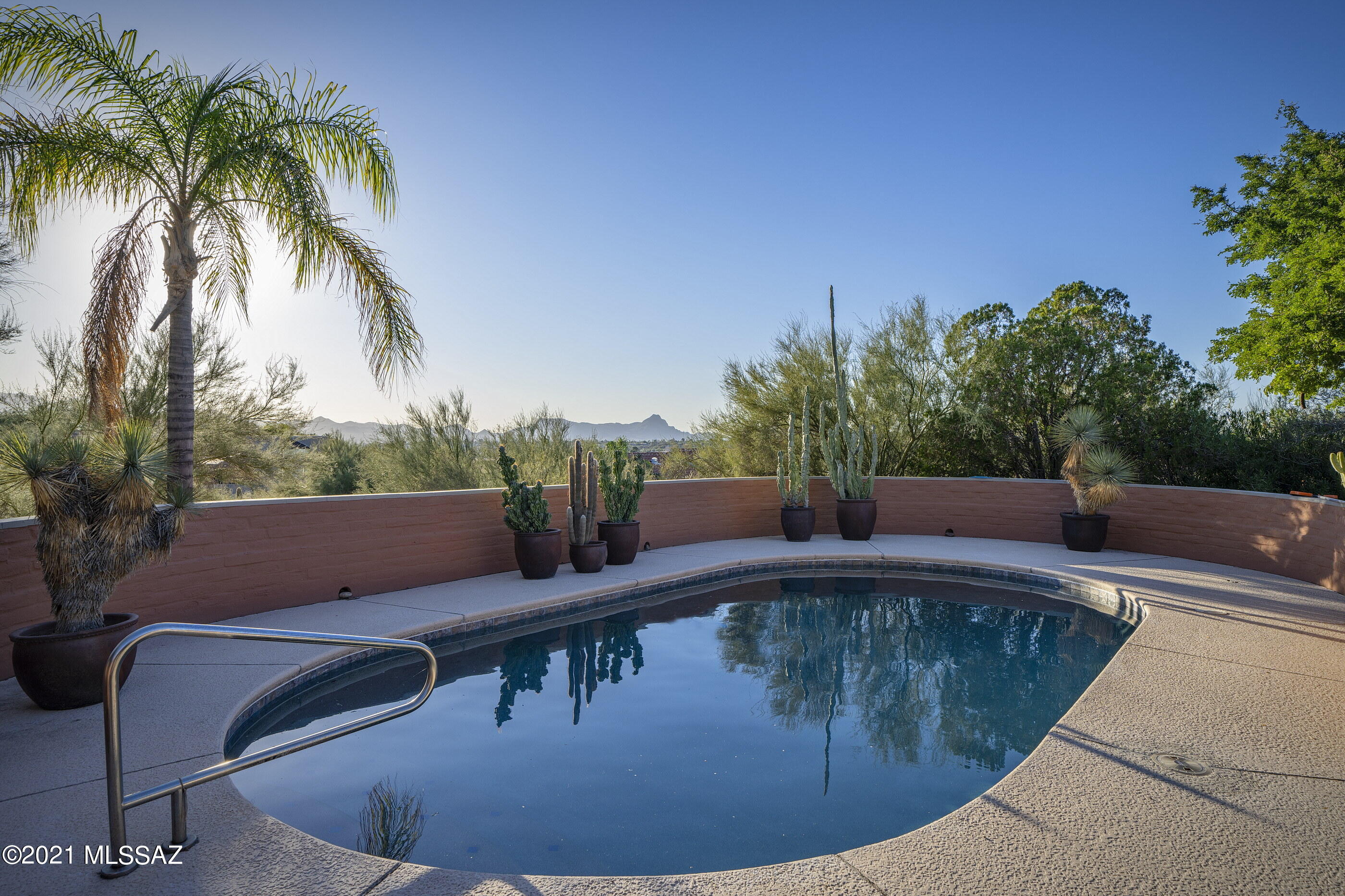Tucson National Est - Residential
