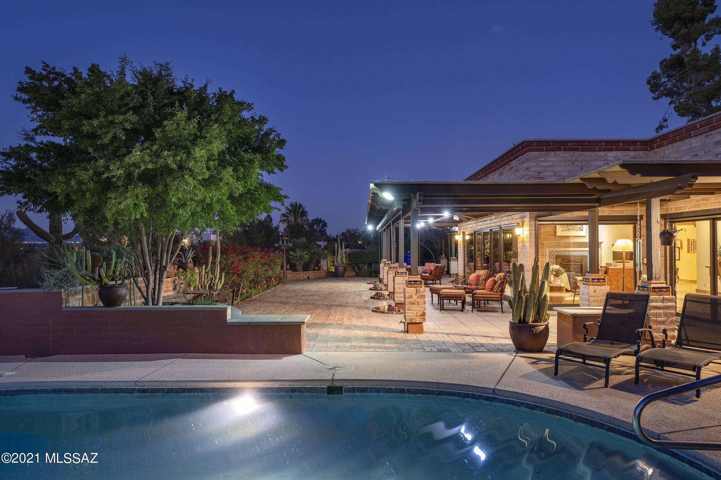 Tucson National Est - Residential
