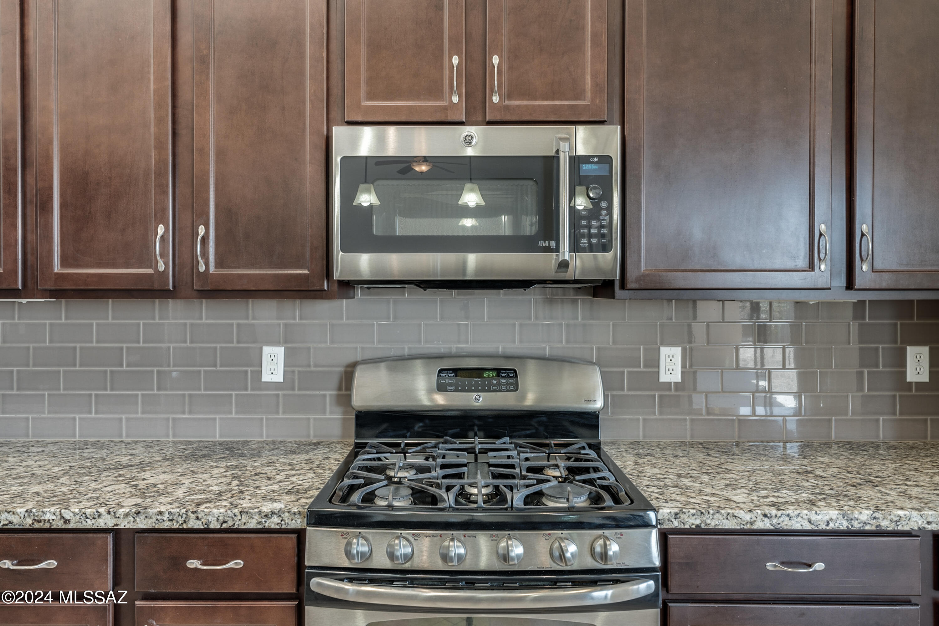Preserve III at Dove Mtn (306-486,530-534,577-605) - Residential Lease