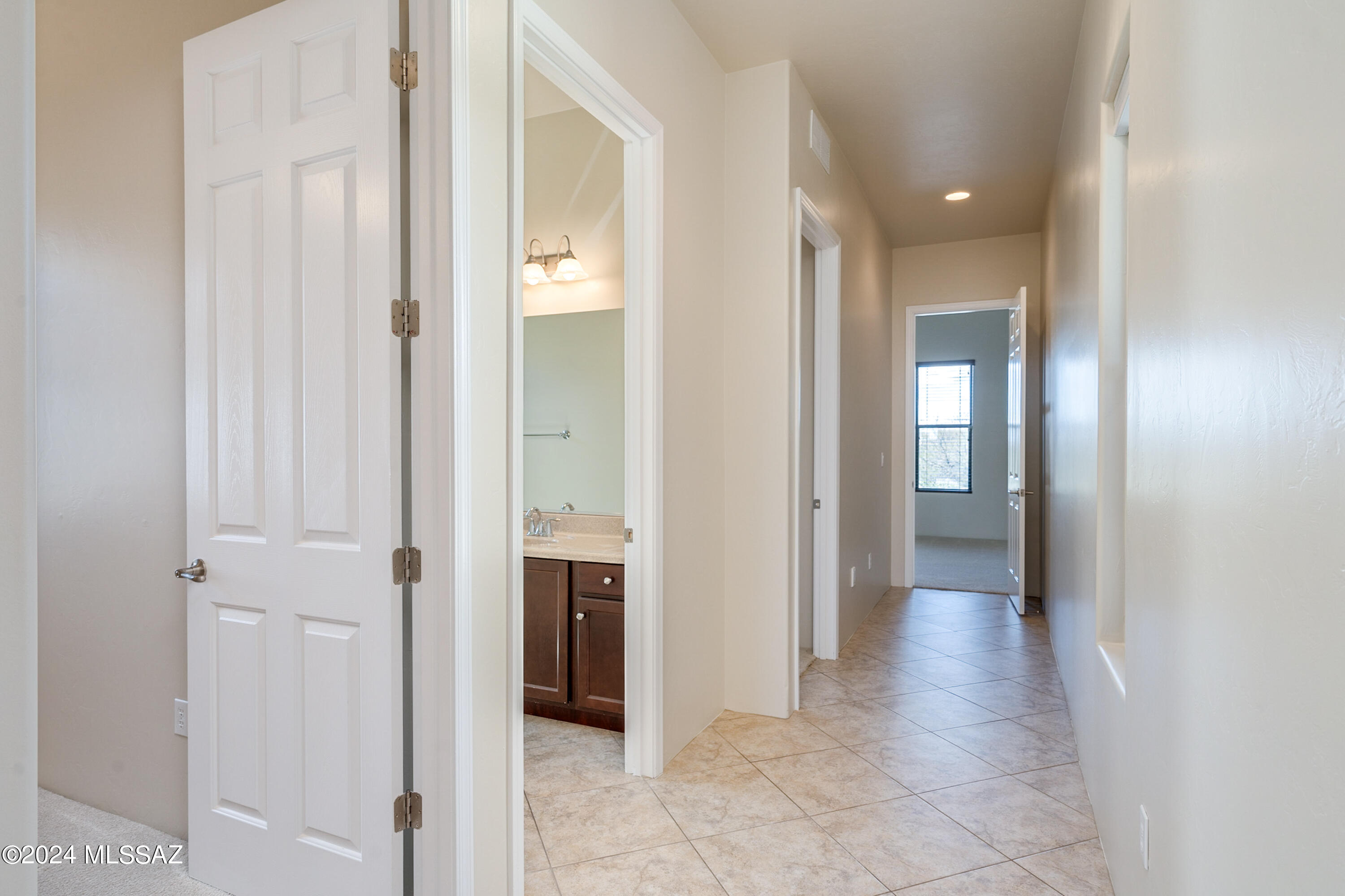 Preserve III at Dove Mtn (306-486,530-534,577-605) - Residential Lease