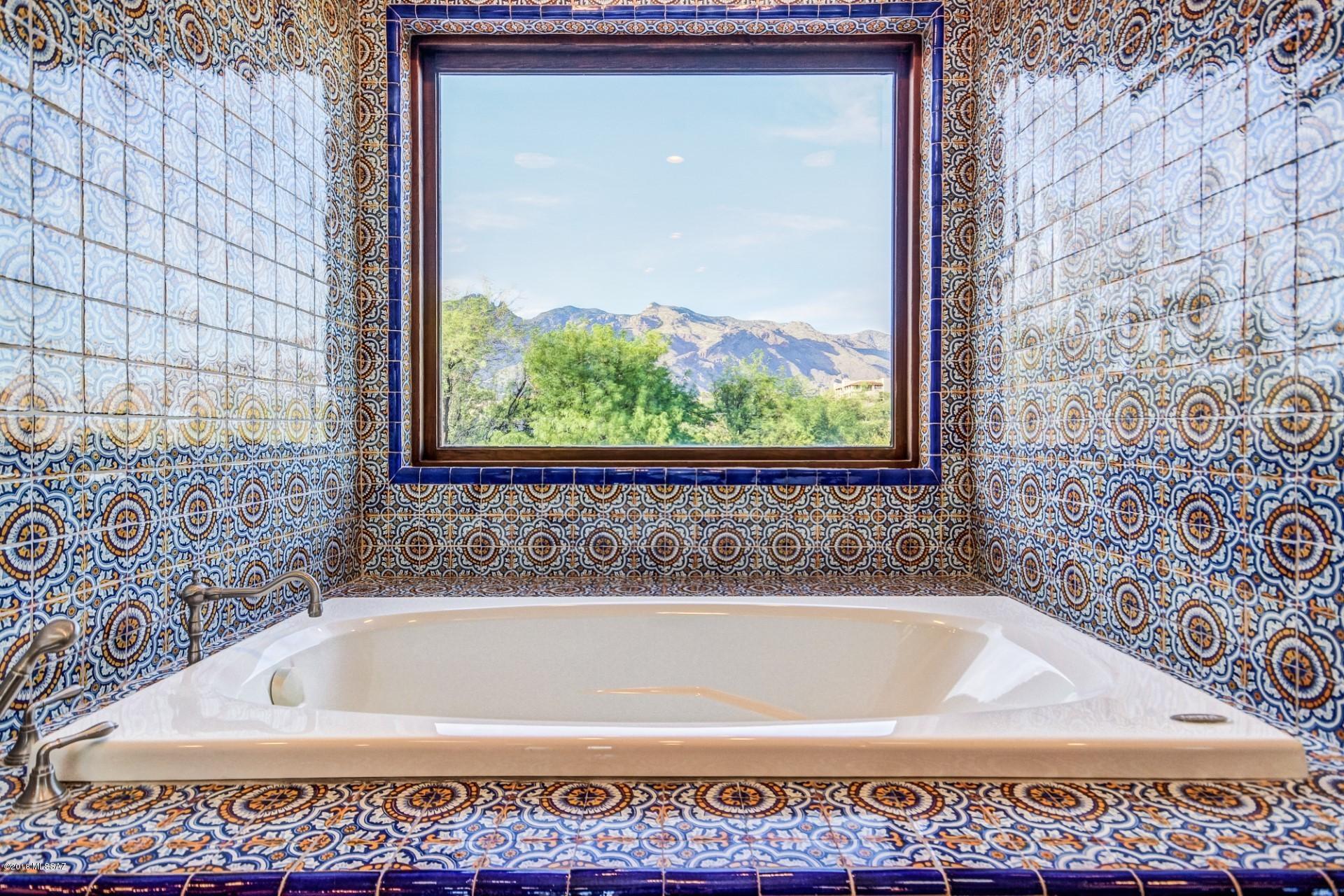Catalina Foothills Estates NO. 3 - Residential