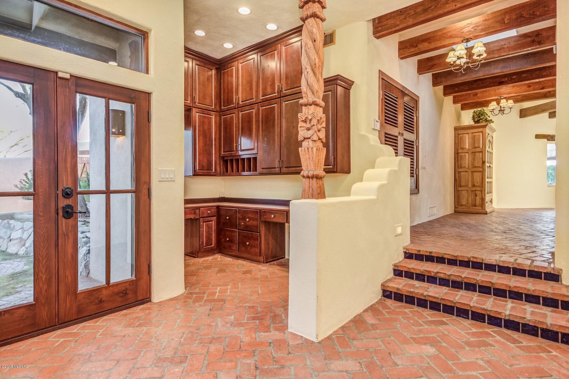 Catalina Foothills Estates NO. 3 - Residential