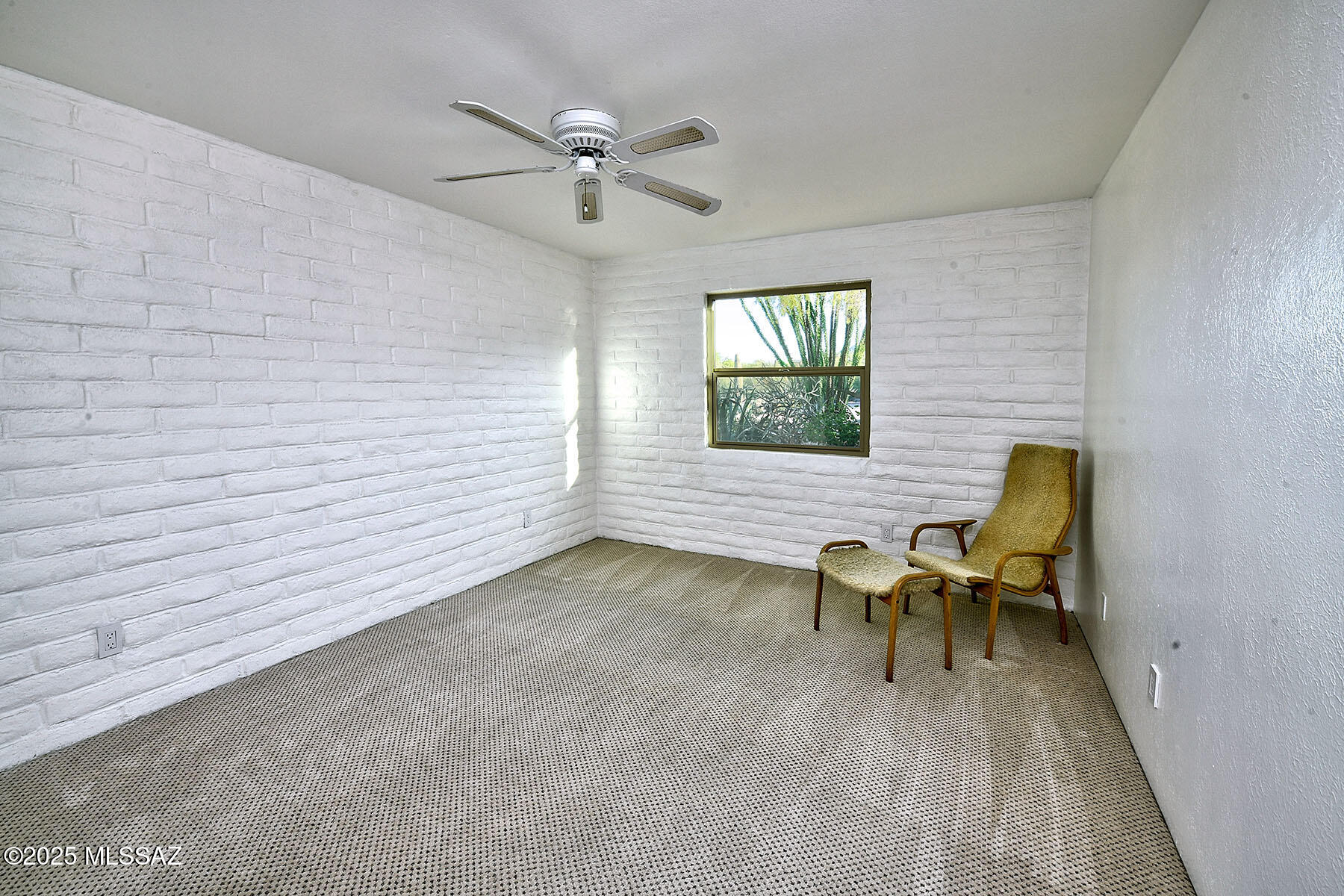 Shadow Roc (1-80) - Residential