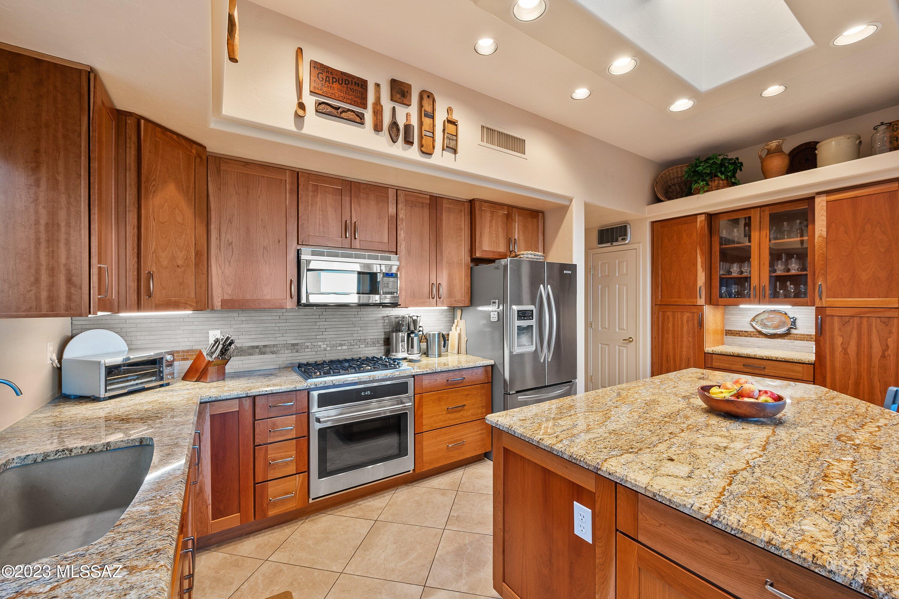 Alta Vista Village I (1-16) - Residential