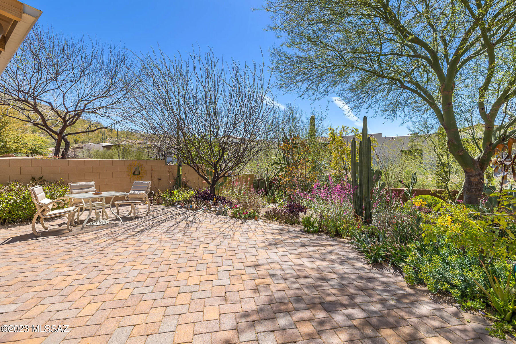 Beverly Terrace (1-18) - Residential