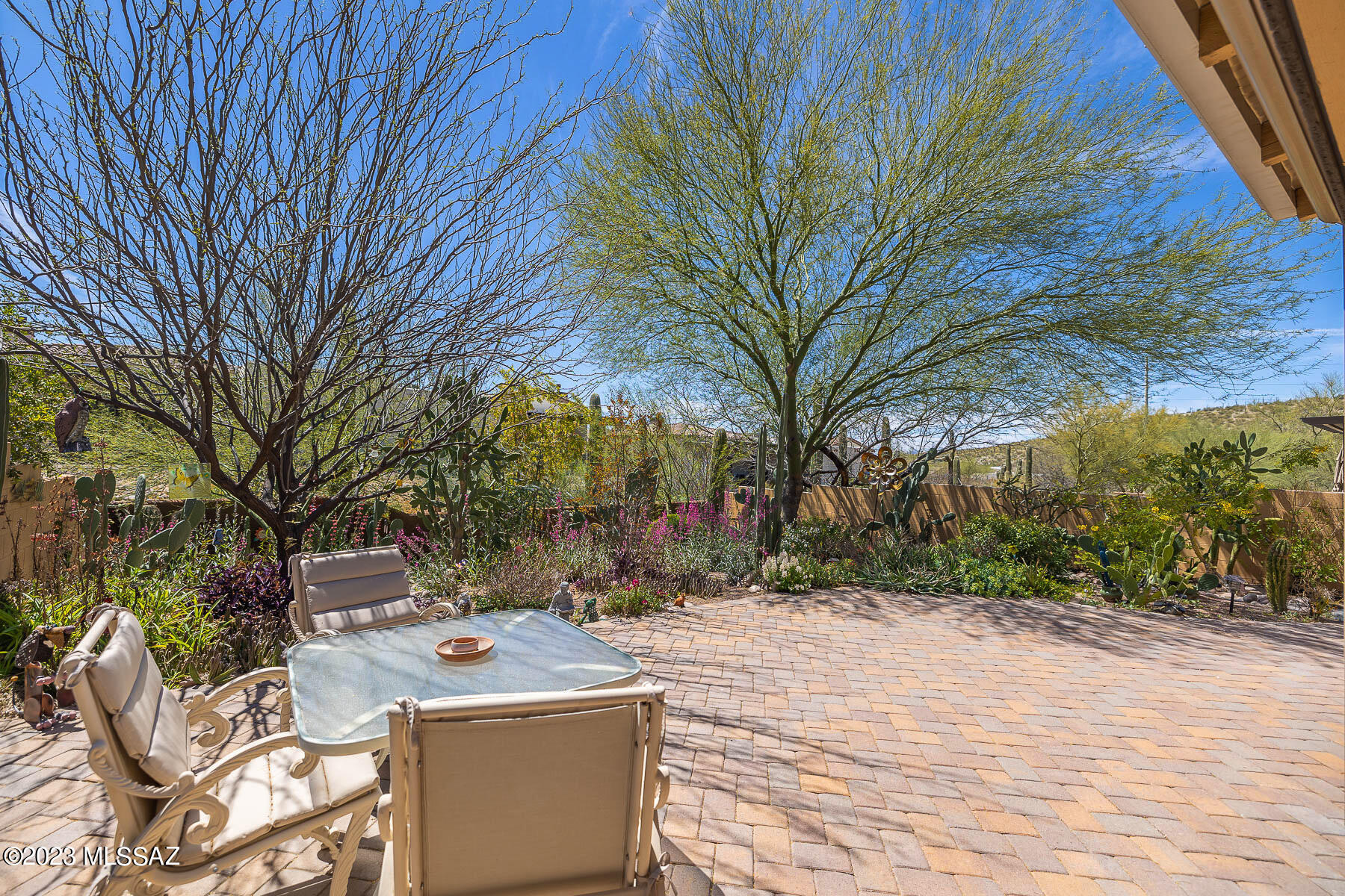 Beverly Terrace (1-18) - Residential