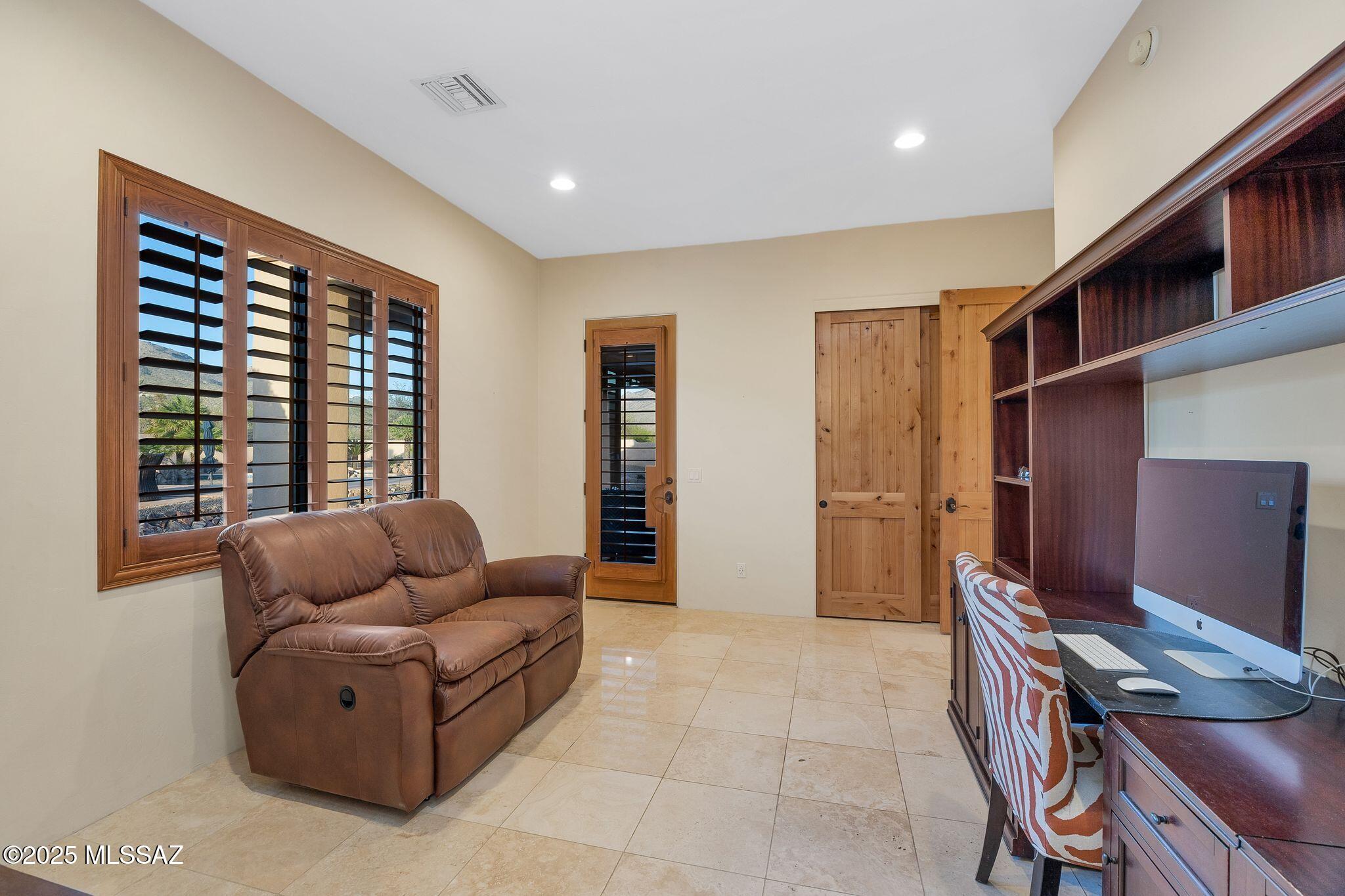 Snyder Creek Canyon (1-29) - Residential