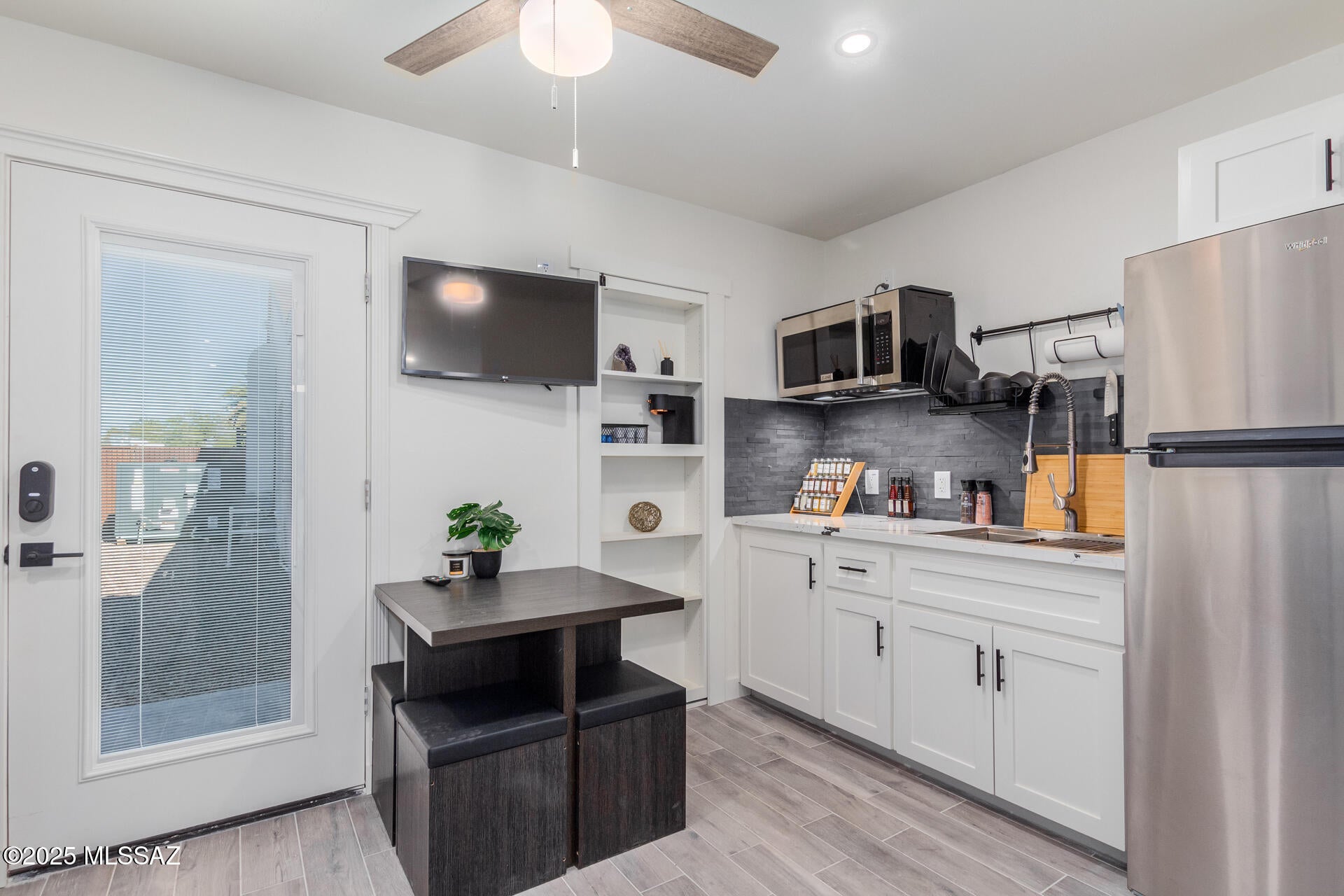 Catalina Vista - Residential Lease