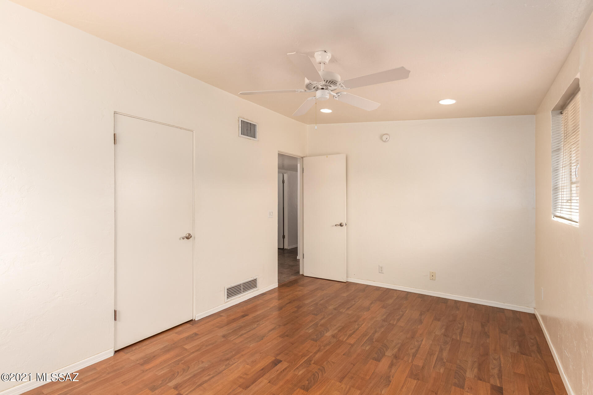 Carlos Terrace - Residential