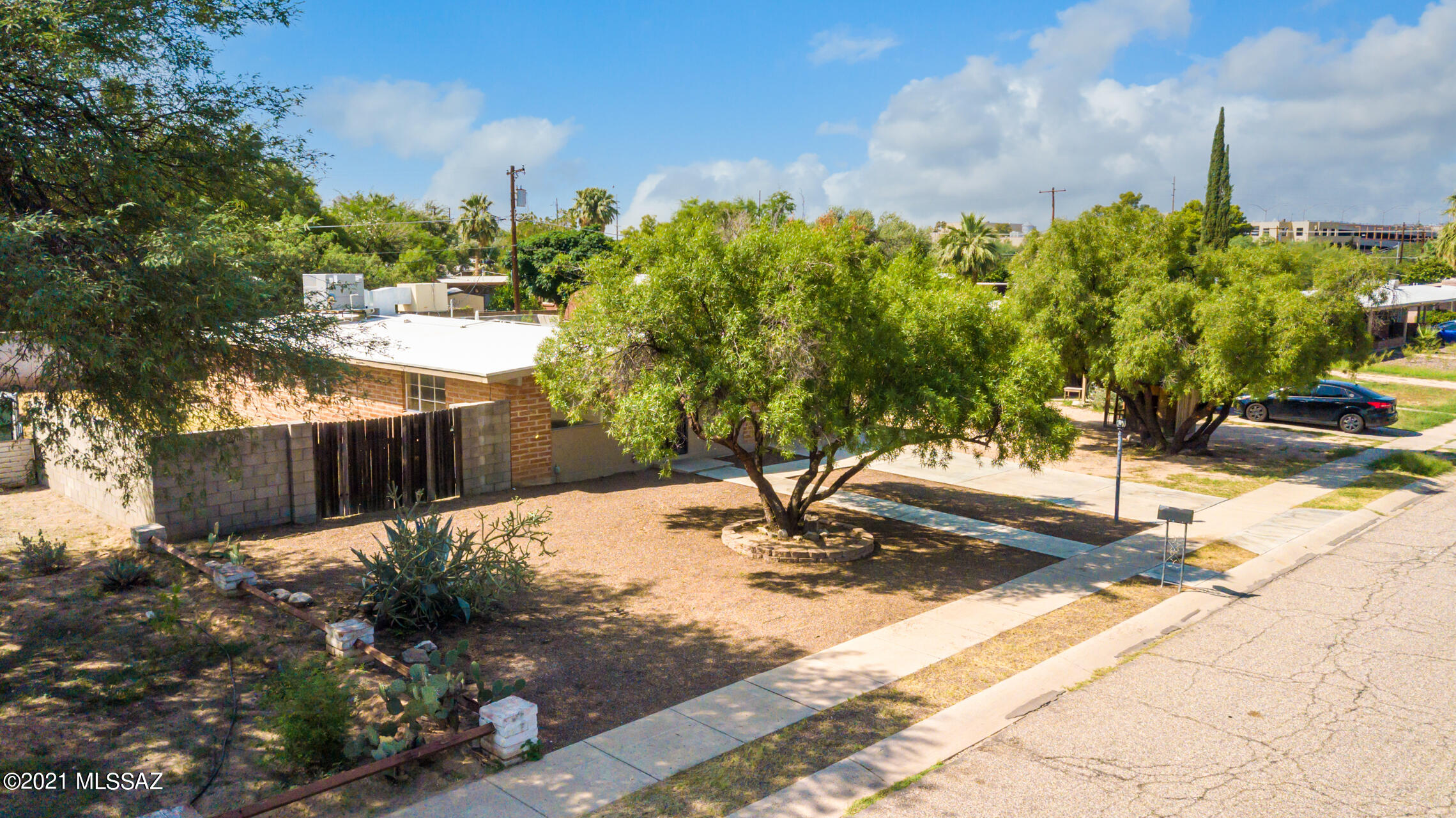 Carlos Terrace - Residential