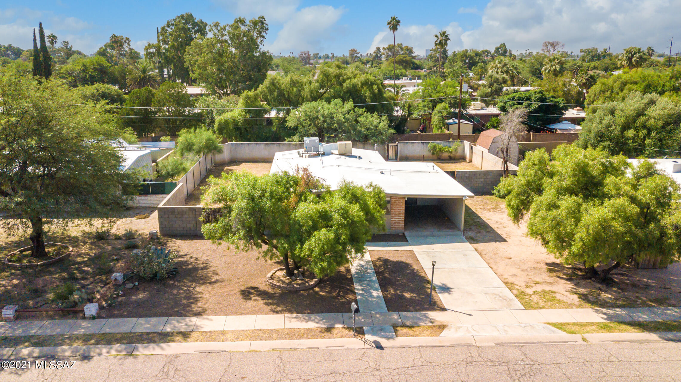 Carlos Terrace - Residential