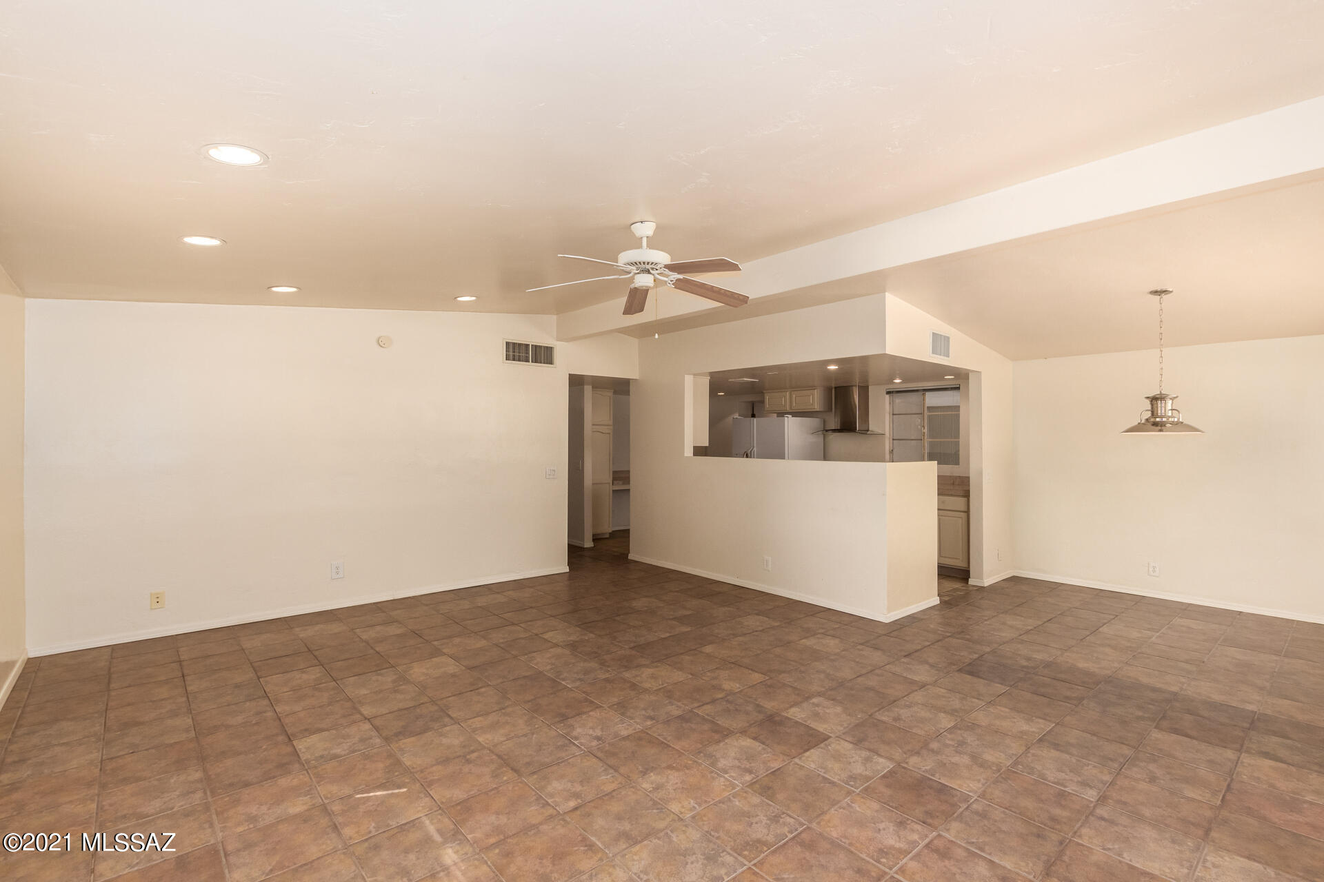 Carlos Terrace - Residential