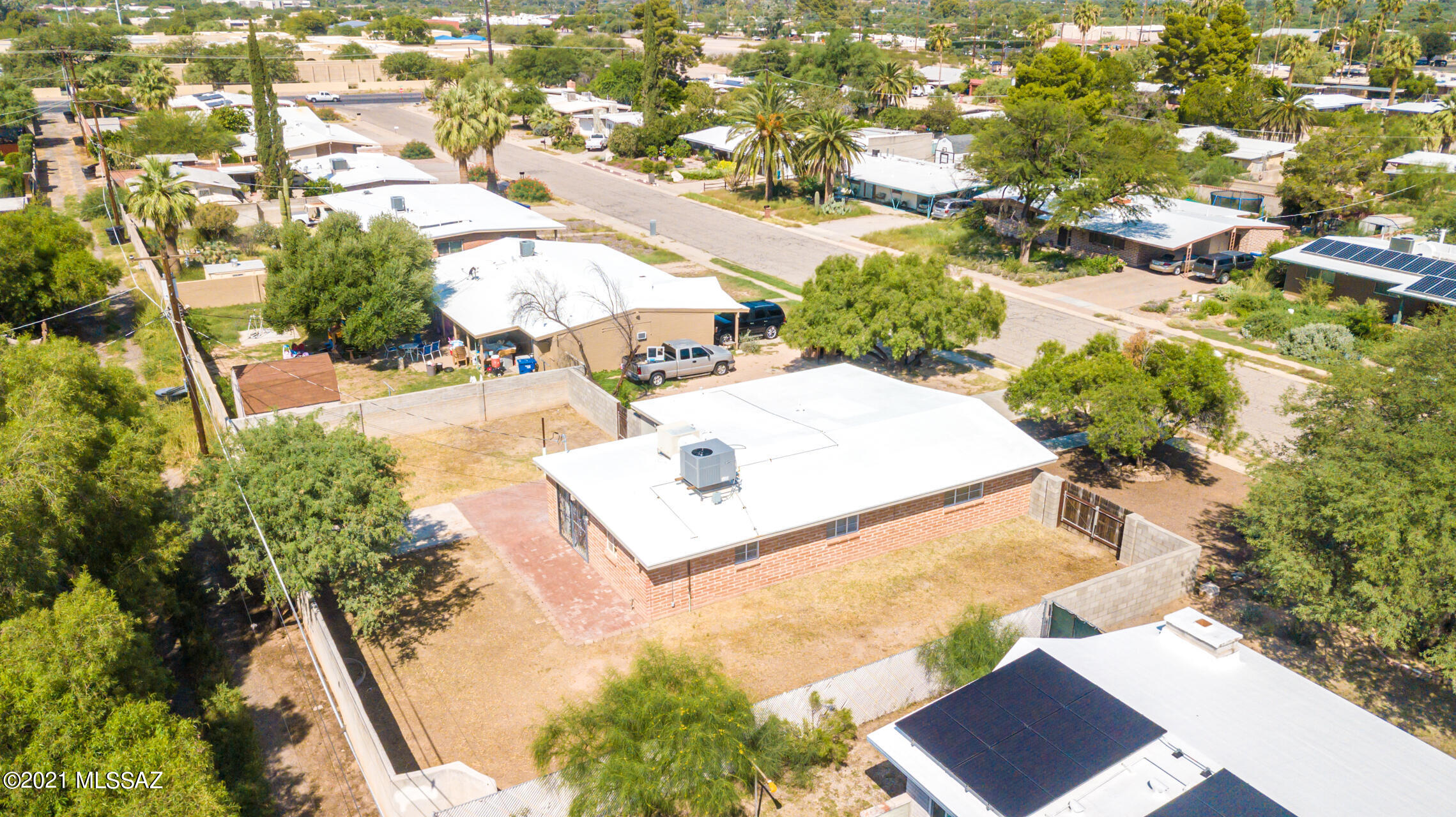 Carlos Terrace - Residential