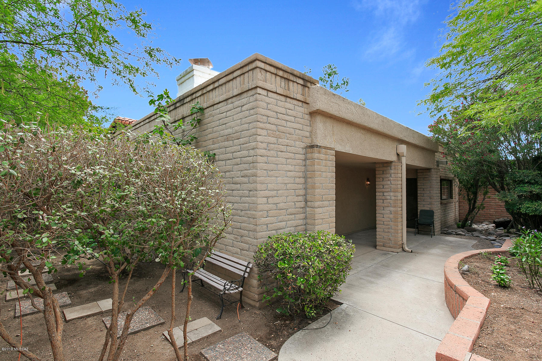 Riverbend - Sabino Canyon Road  (1-97) - Residential