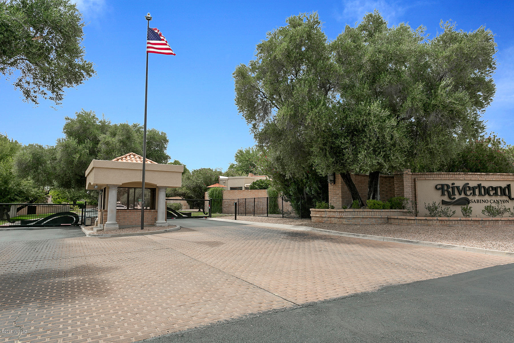 Riverbend - Sabino Canyon Road  (1-97) - Residential
