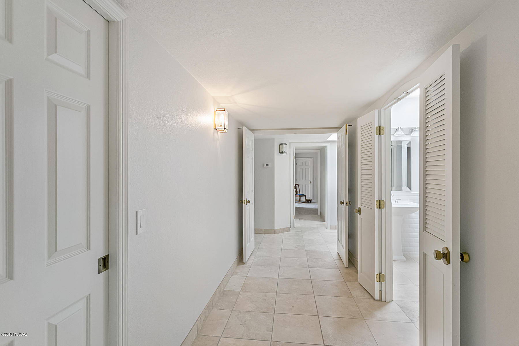 Riverbend - Sabino Canyon Road  (1-97) - Residential