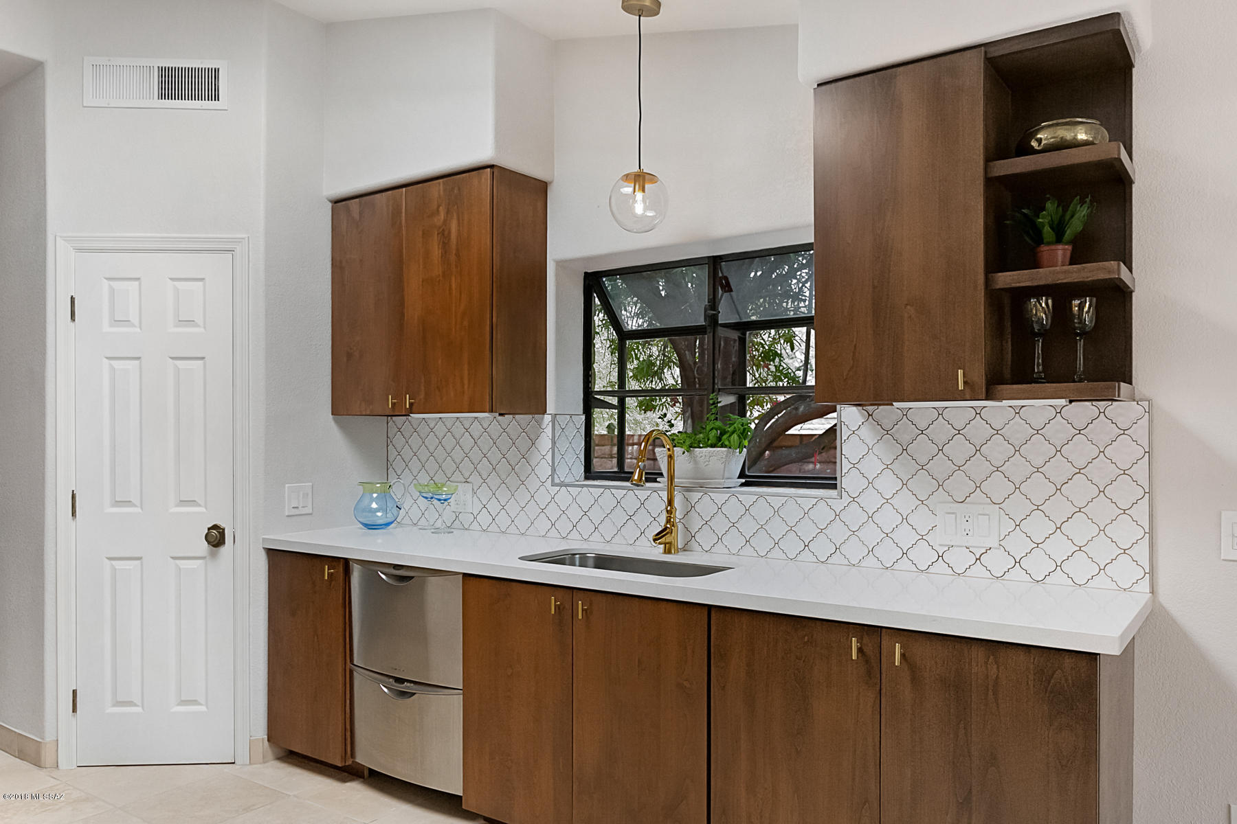 Riverbend - Sabino Canyon Road  (1-97) - Residential