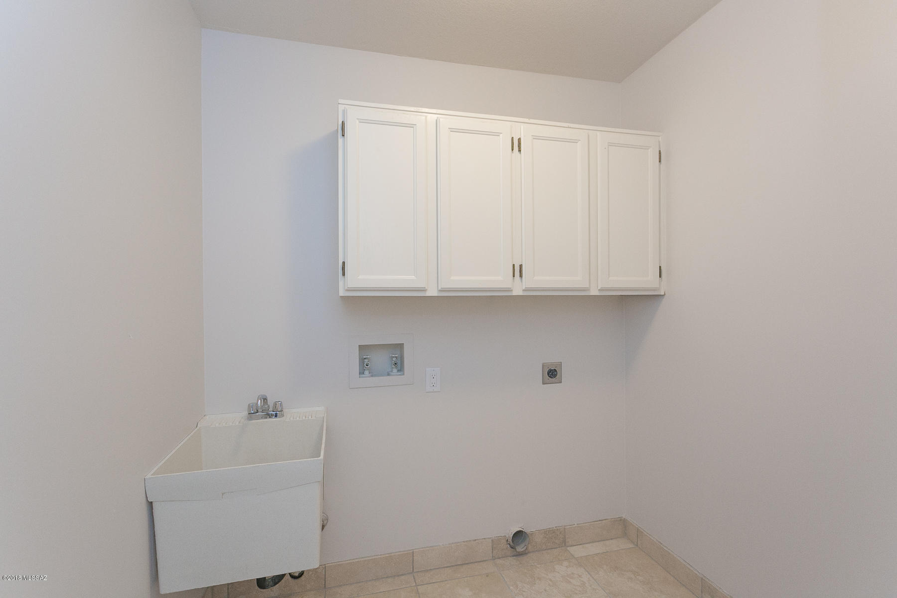 Riverbend - Sabino Canyon Road  (1-97) - Residential
