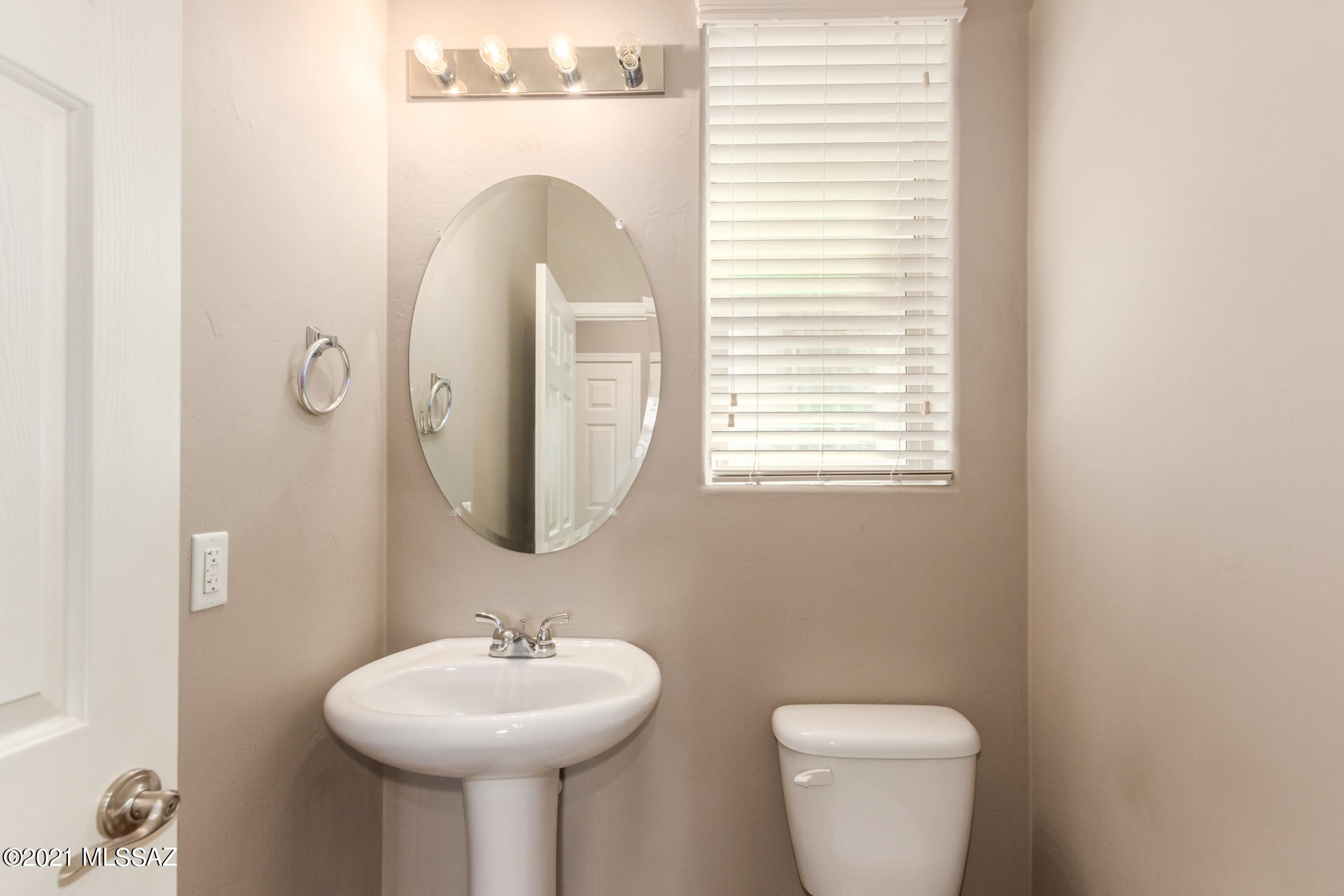 Presidios at Rancho Sahuarita (1-927) - Residential Lease
