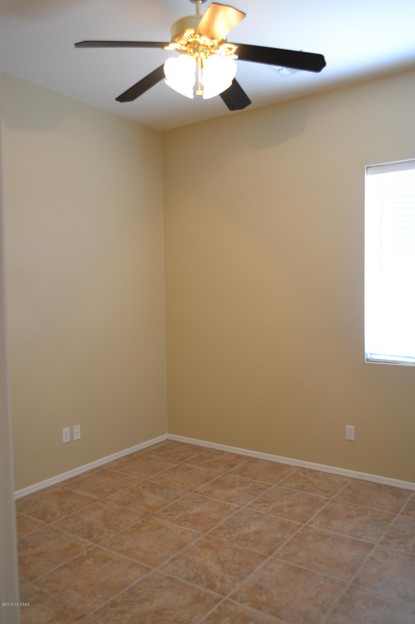Desert Traditions II (49-120) - Residential Lease