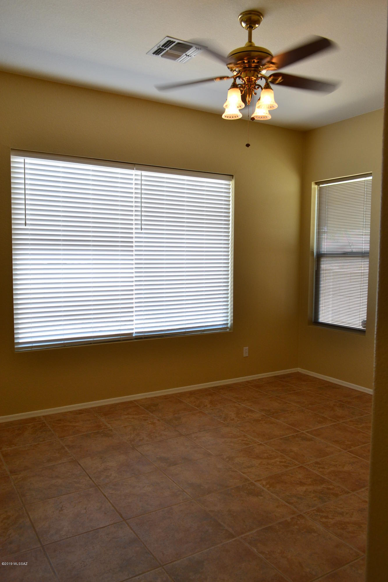 Desert Traditions II (49-120) - Residential Lease
