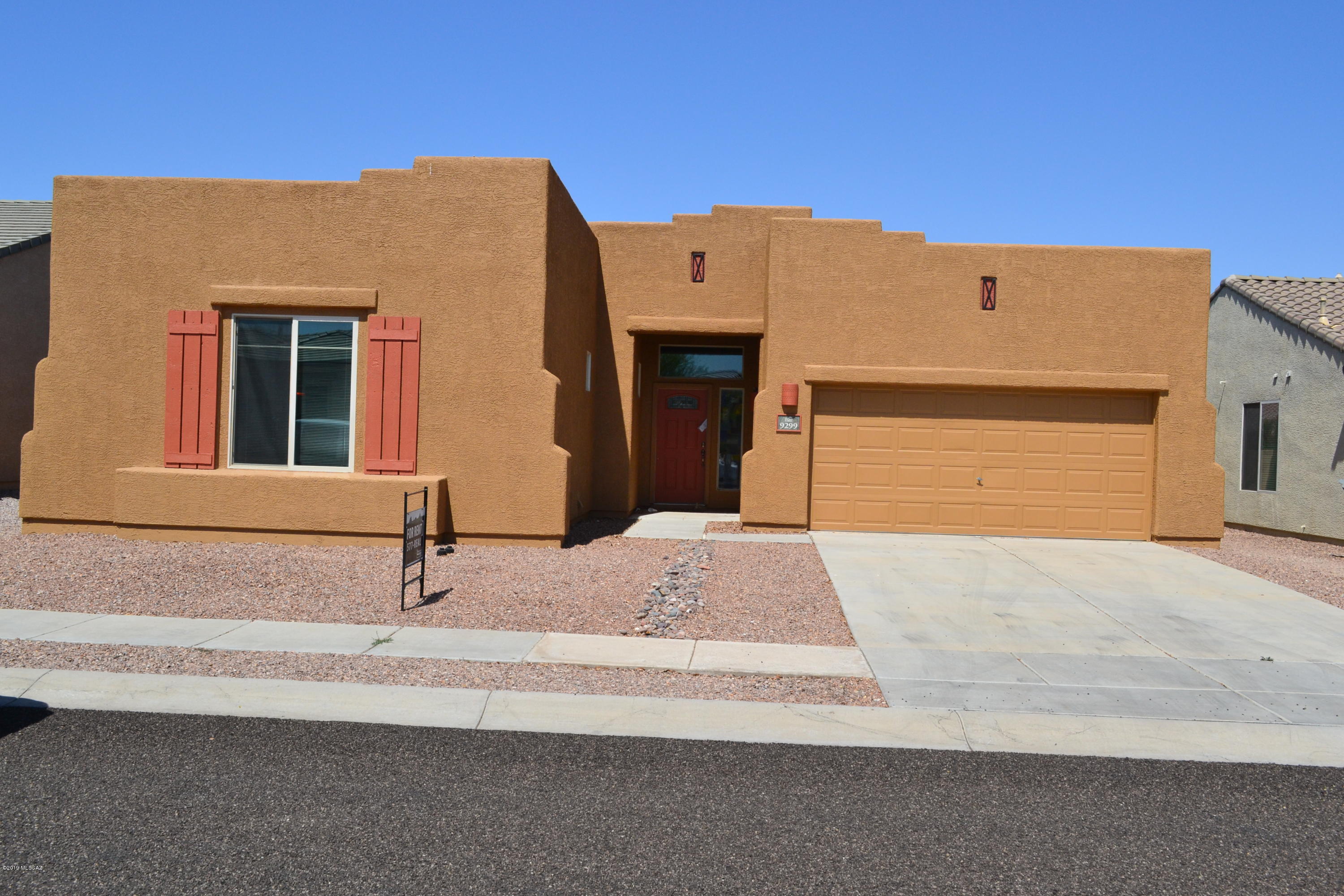 Open spacious beautiful home, with 4 bedrooms, 2 baths, large living room, dining area, kitchen is open, with custom built cabinets and eating area, 2 car garage, a/c , enclosed backyard, this is a No Pet Home.