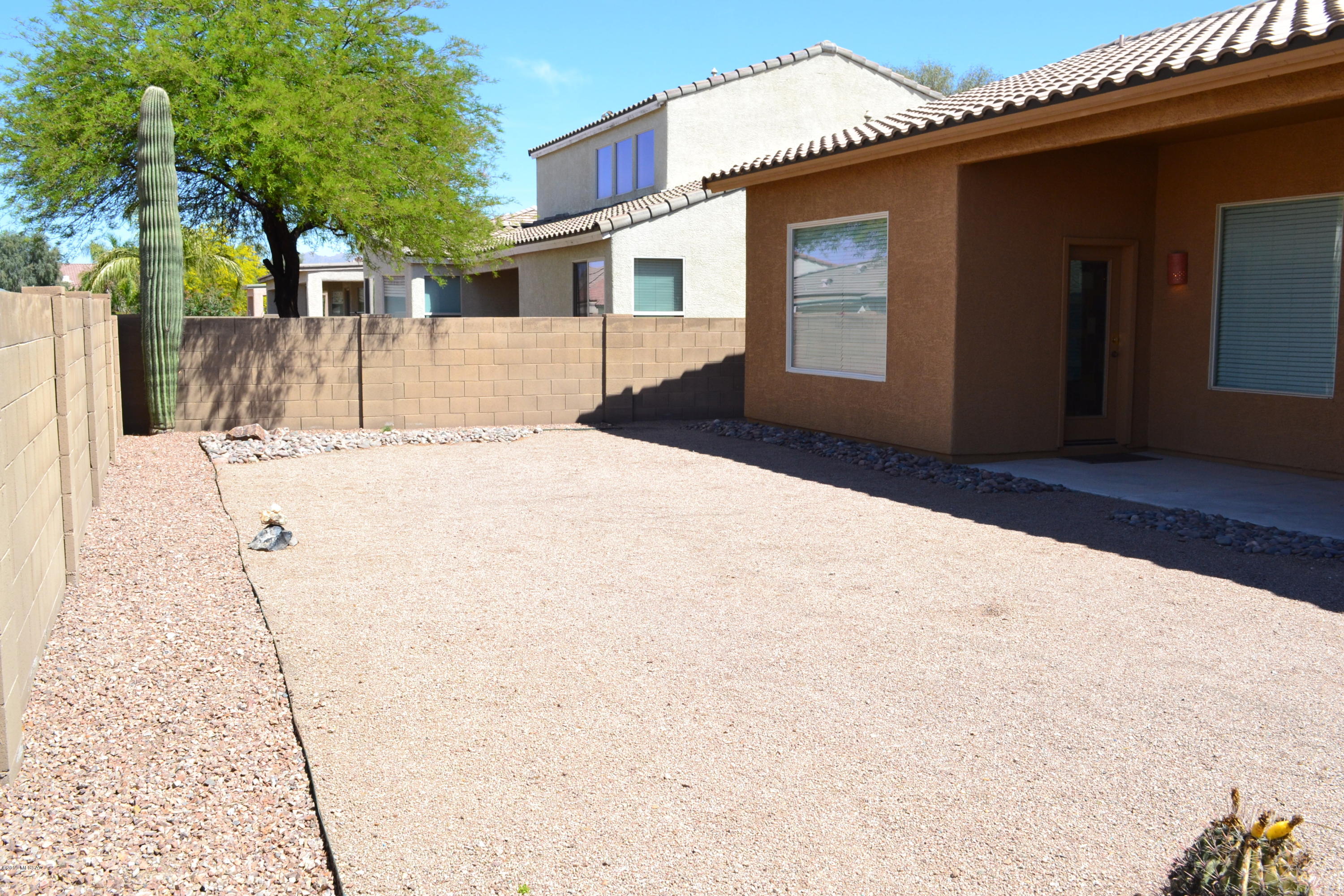 Desert Traditions II (49-120) - Residential Lease