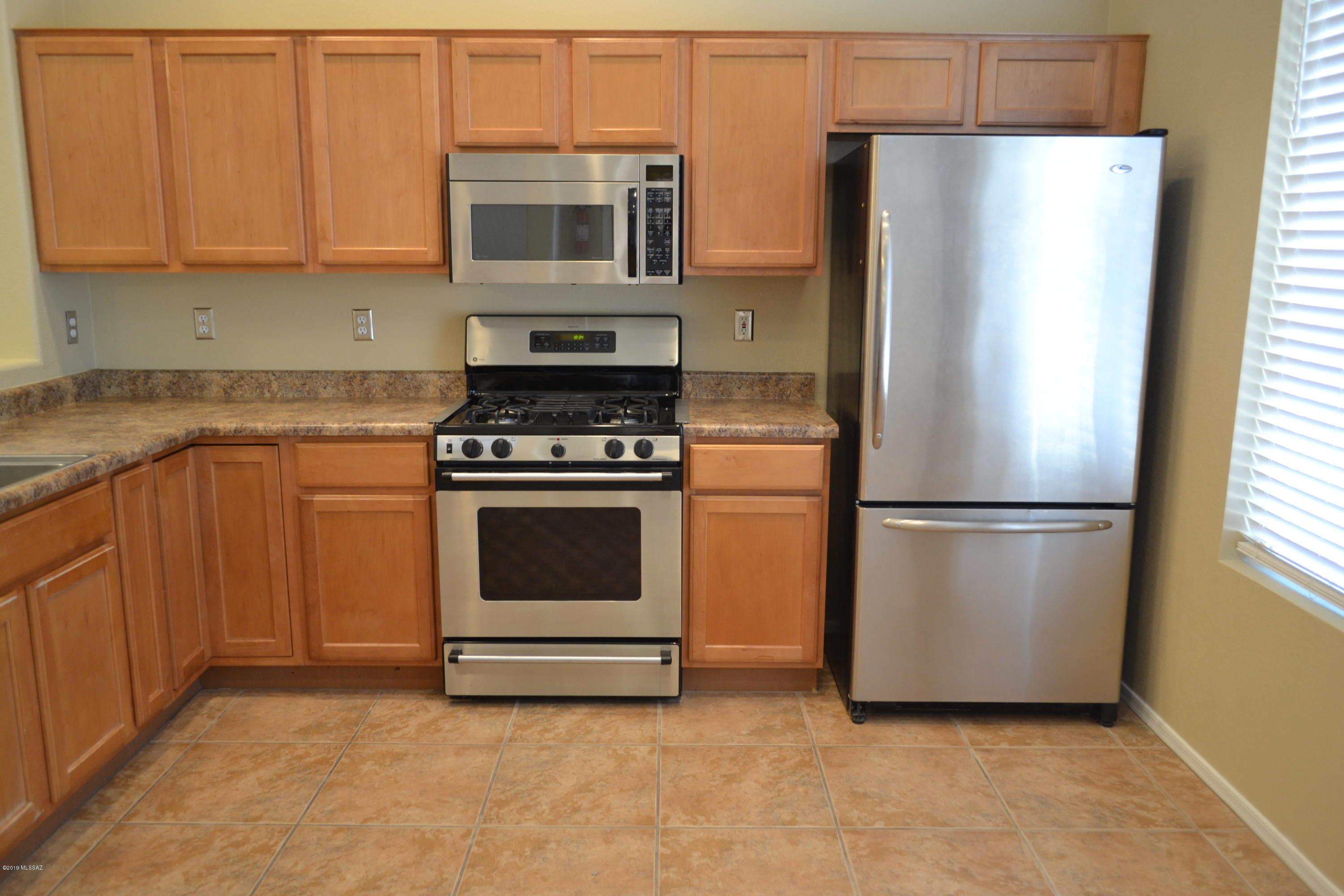 Desert Traditions II (49-120) - Residential Lease