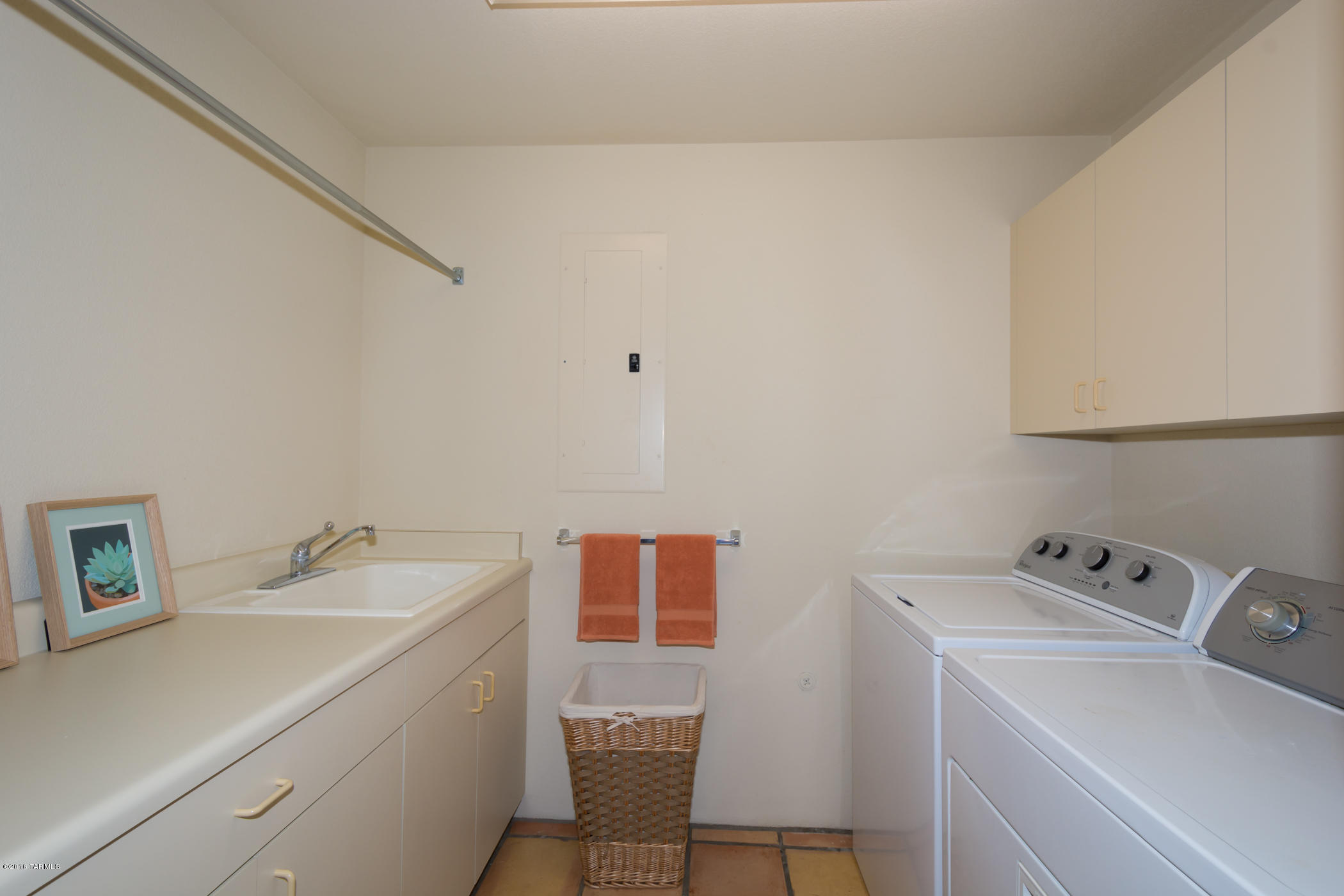 Esperero Canyon Estates (1-19) - Residential