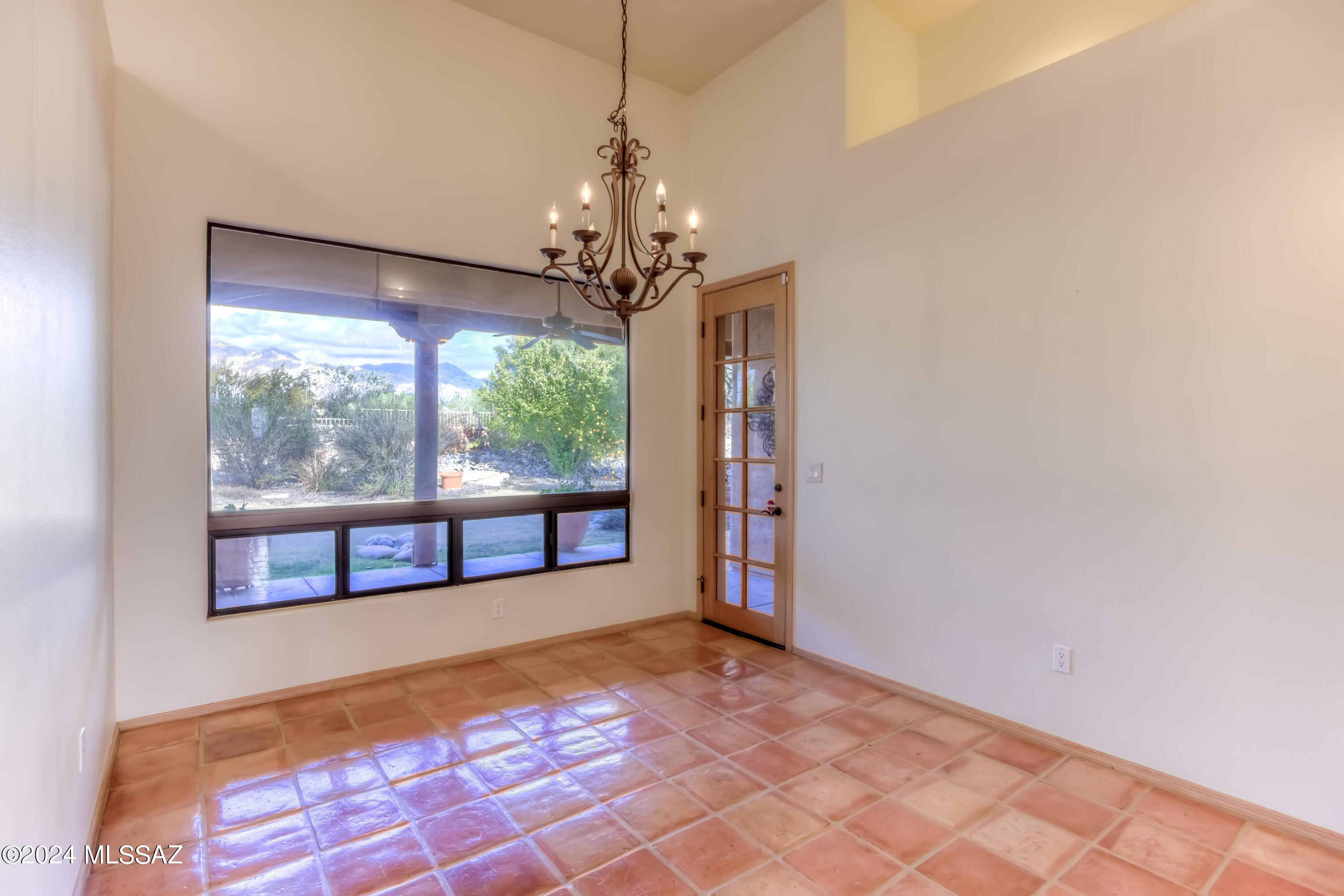 Country Club Vista (1-74) - Residential