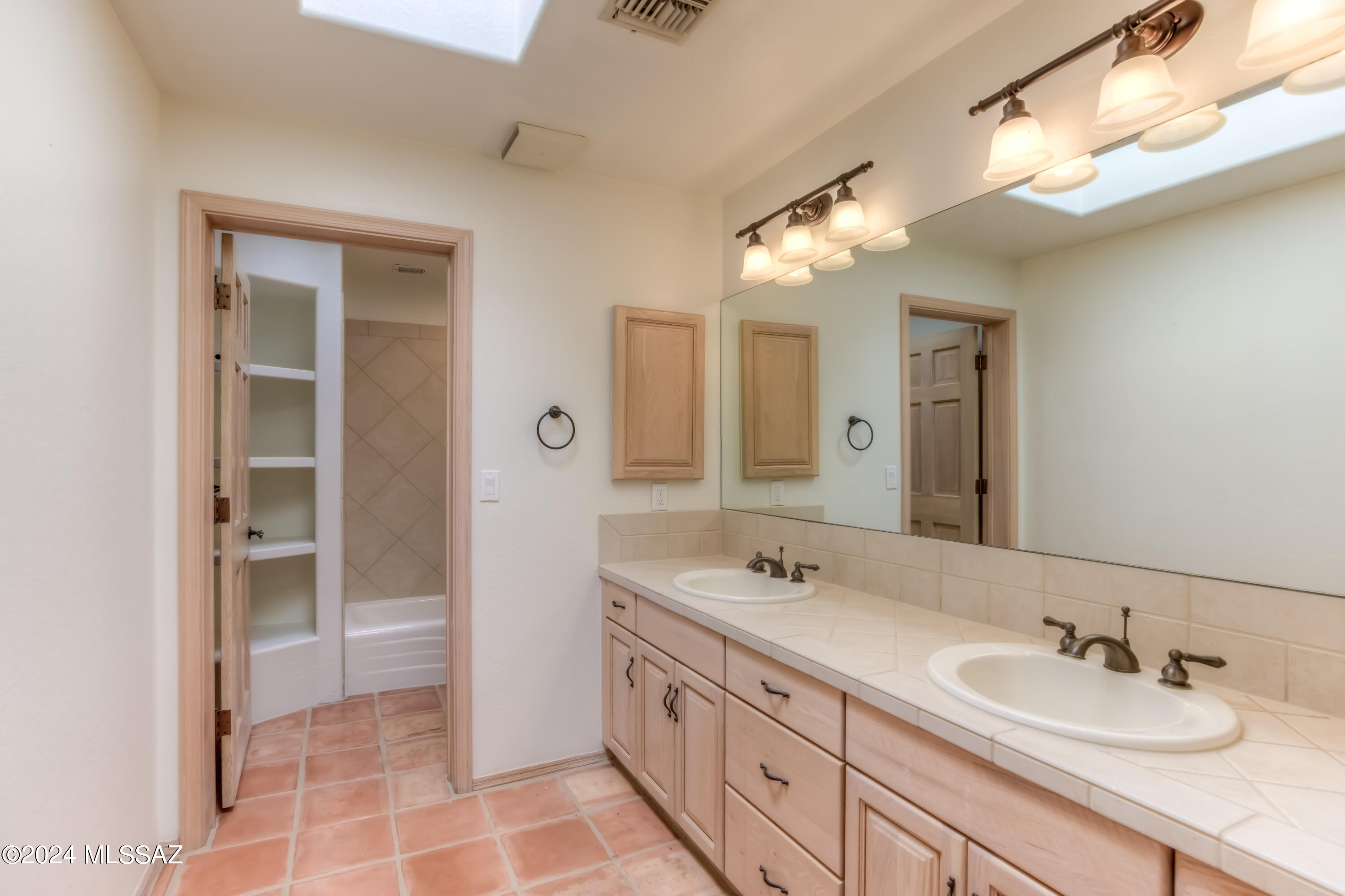 Country Club Vista (1-74) - Residential
