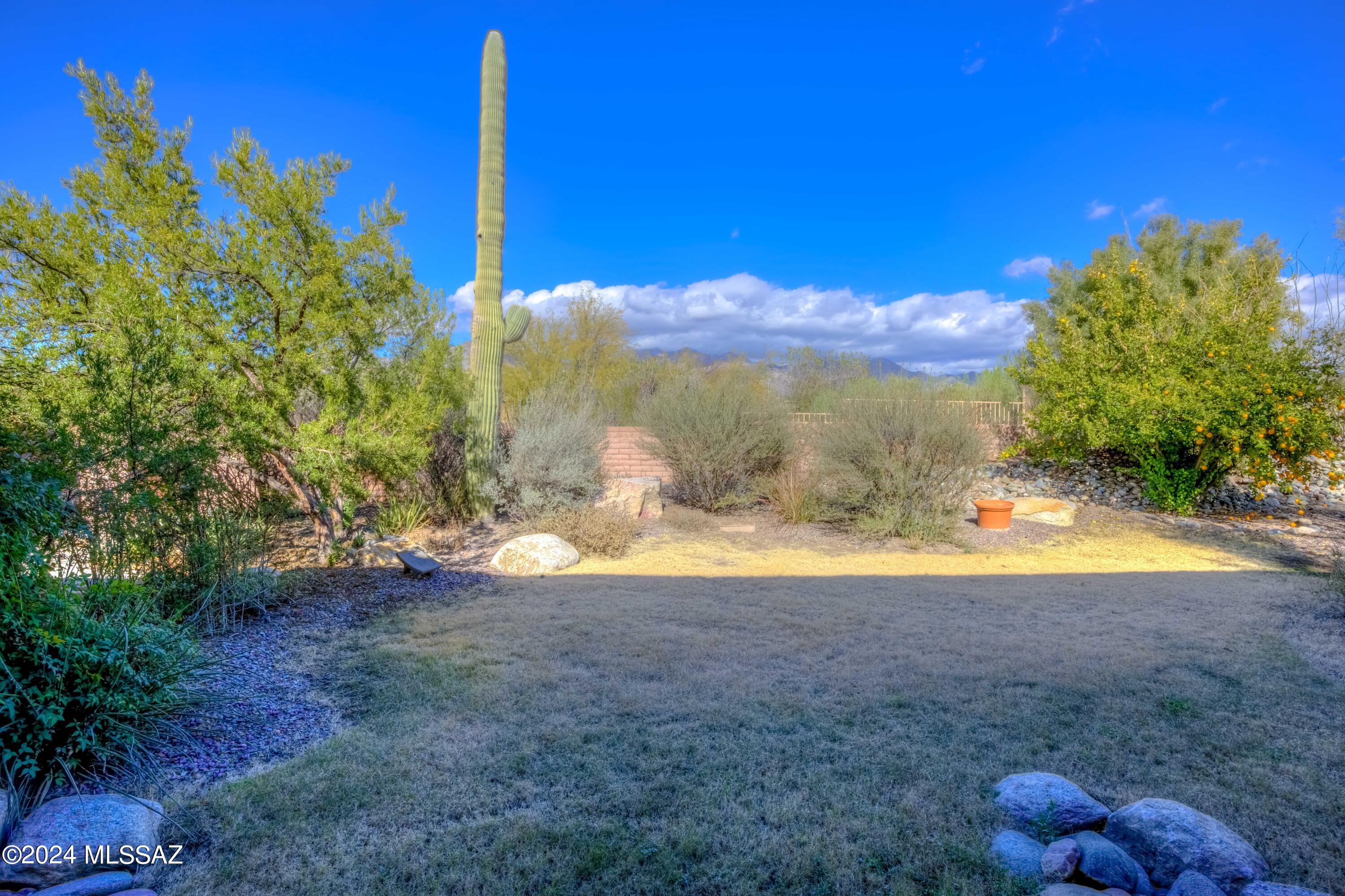 Country Club Vista (1-74) - Residential