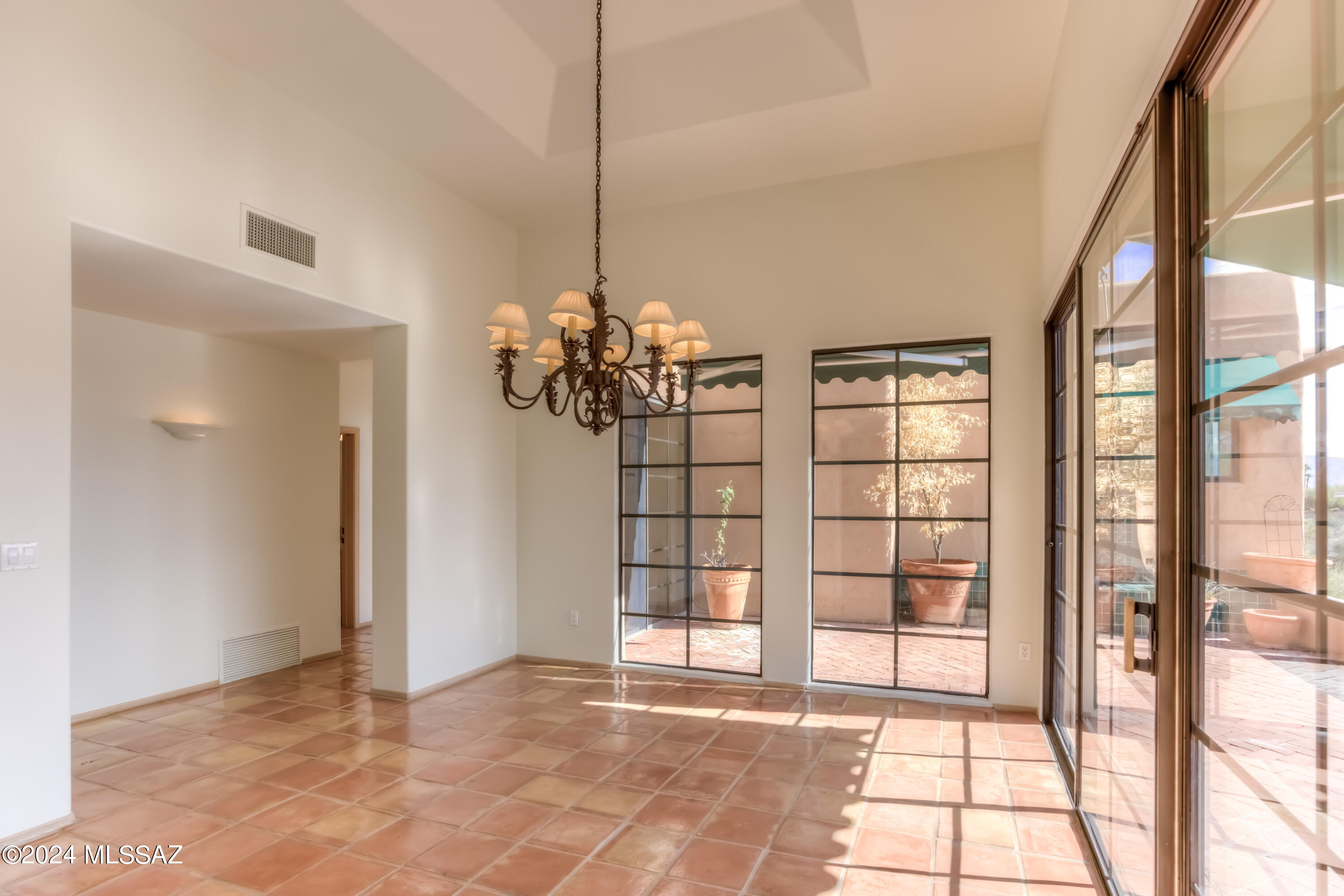Country Club Vista (1-74) - Residential