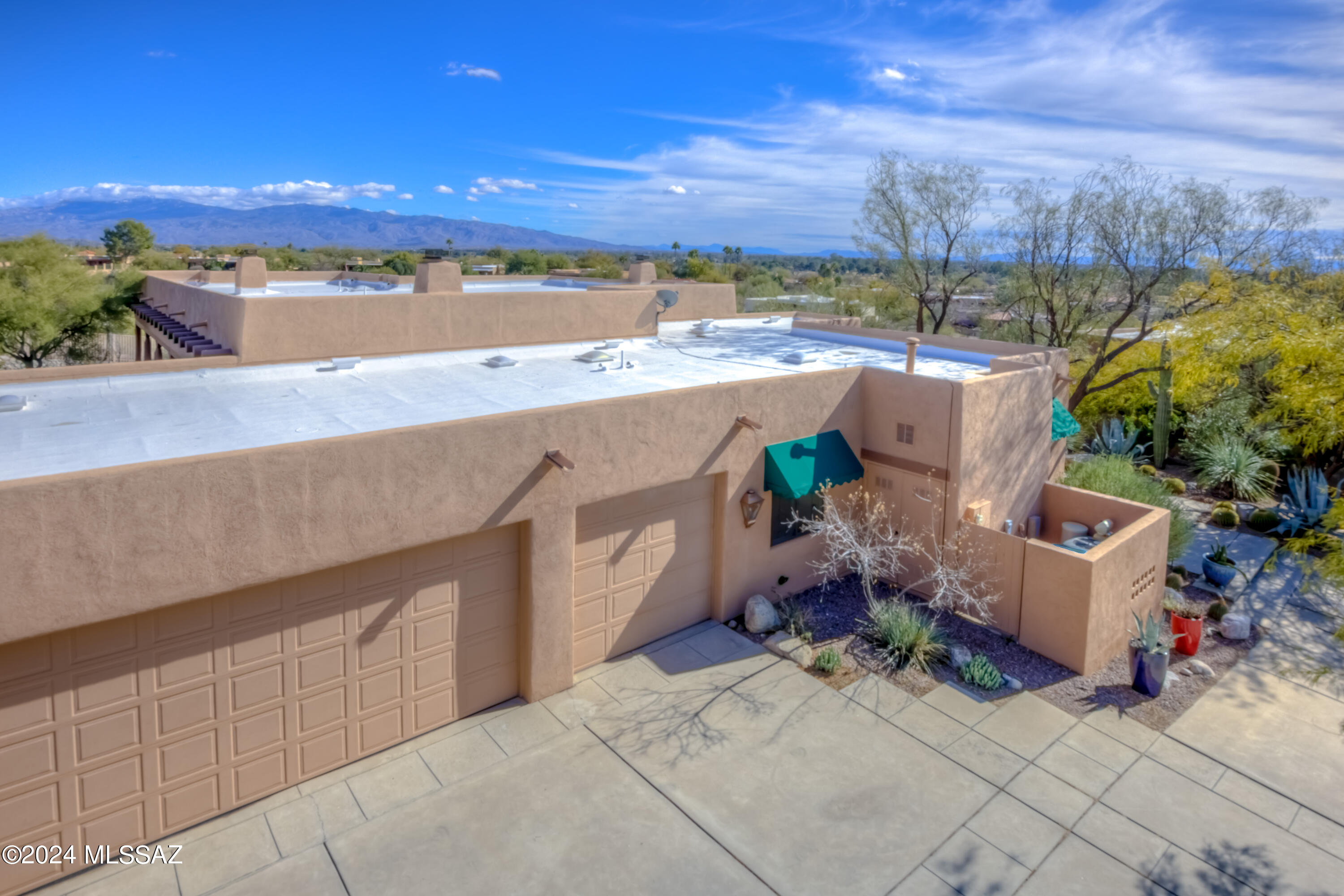 Country Club Vista (1-74) - Residential