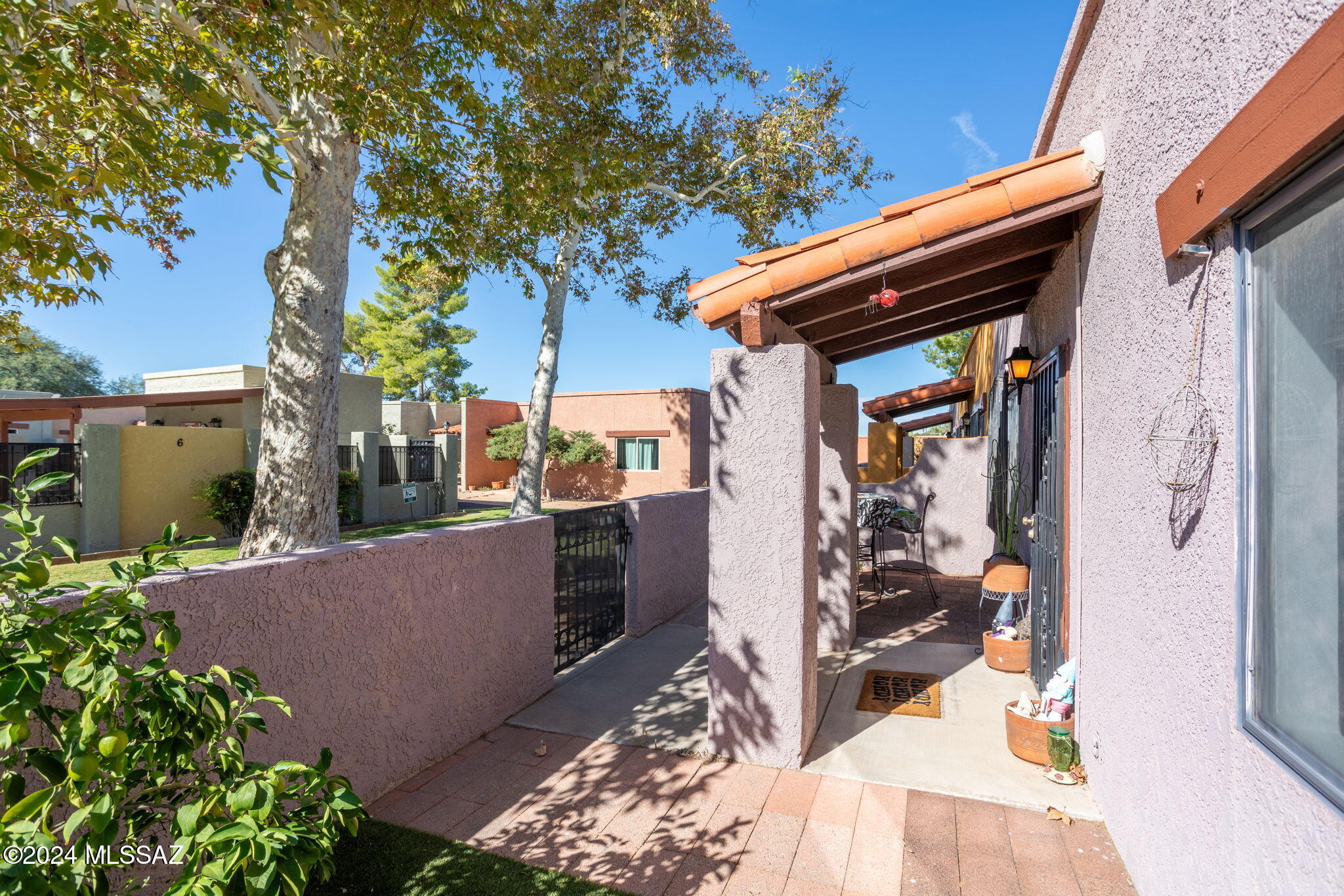 Spanish Meadows Twnhss (1-105) - Residential