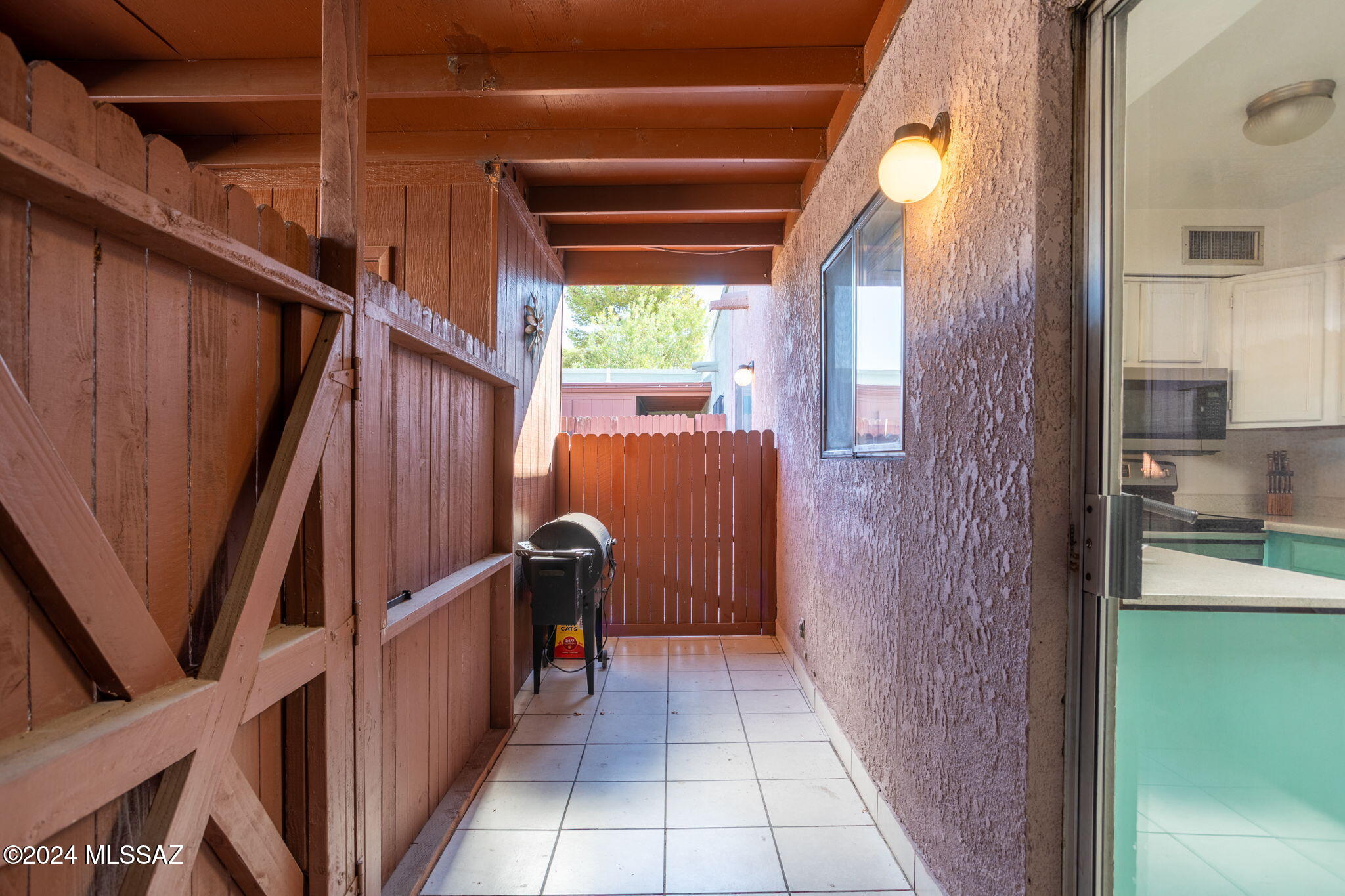 Spanish Meadows Twnhss (1-105) - Residential