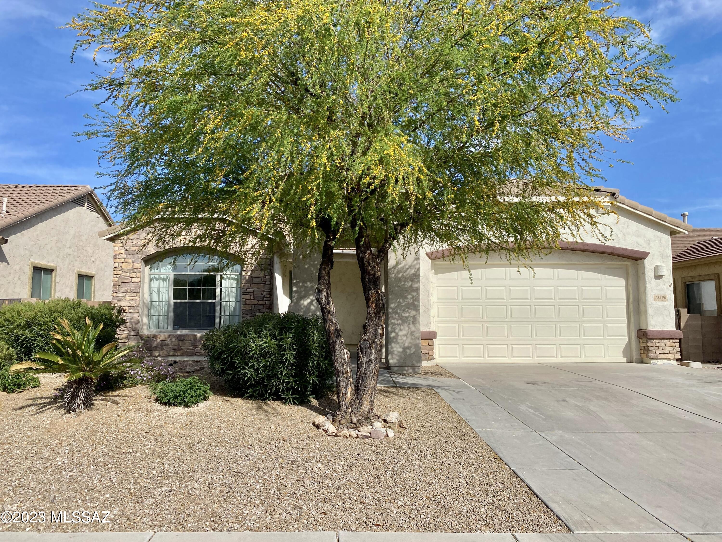 This is a charming 3 bed, 2ba, 1968 sqft house. Front room that can be used for a den or formal dining room. Travertine floors in the family room, kitchen, and hallways. Kitchen has granite tile countertops and stainless steel appliances. Gas stove, microwave, dishwasher, and frig included. Washer/Dyer are included ''as is''. Enjoy the Gorgeous Catalina mountain views from the heated pool, and the built-in spa in the backyard, which also backs onto the new Vistoso Trails Nature Preserve. Unless otherwise requested by tenant put down to Blue Fox is an Equal Opportunity Housing Provider. We are also licensed Realtors