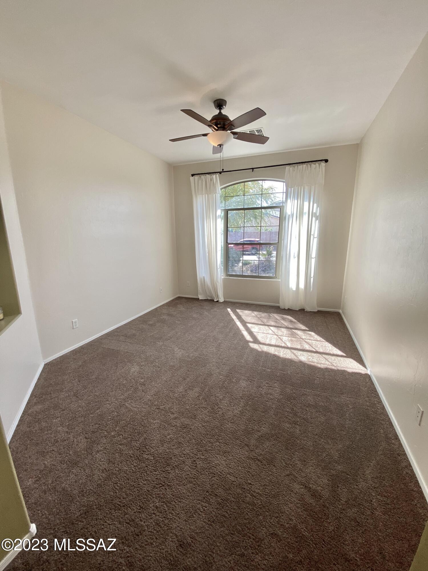 Somerset Canyon Neighborhood 10, Par. X,Y - Residential Lease