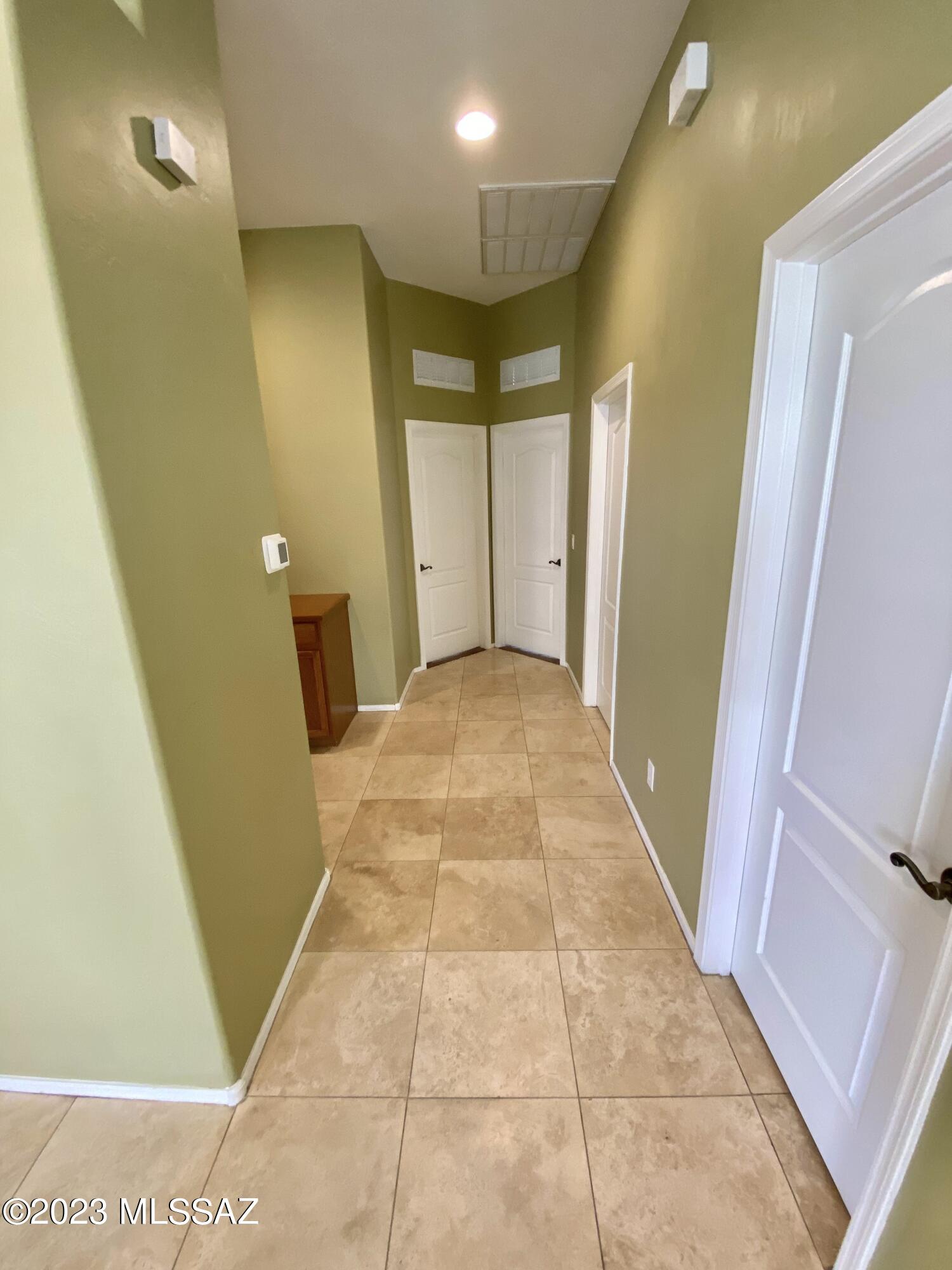Somerset Canyon Neighborhood 10, Par. X,Y - Residential Lease