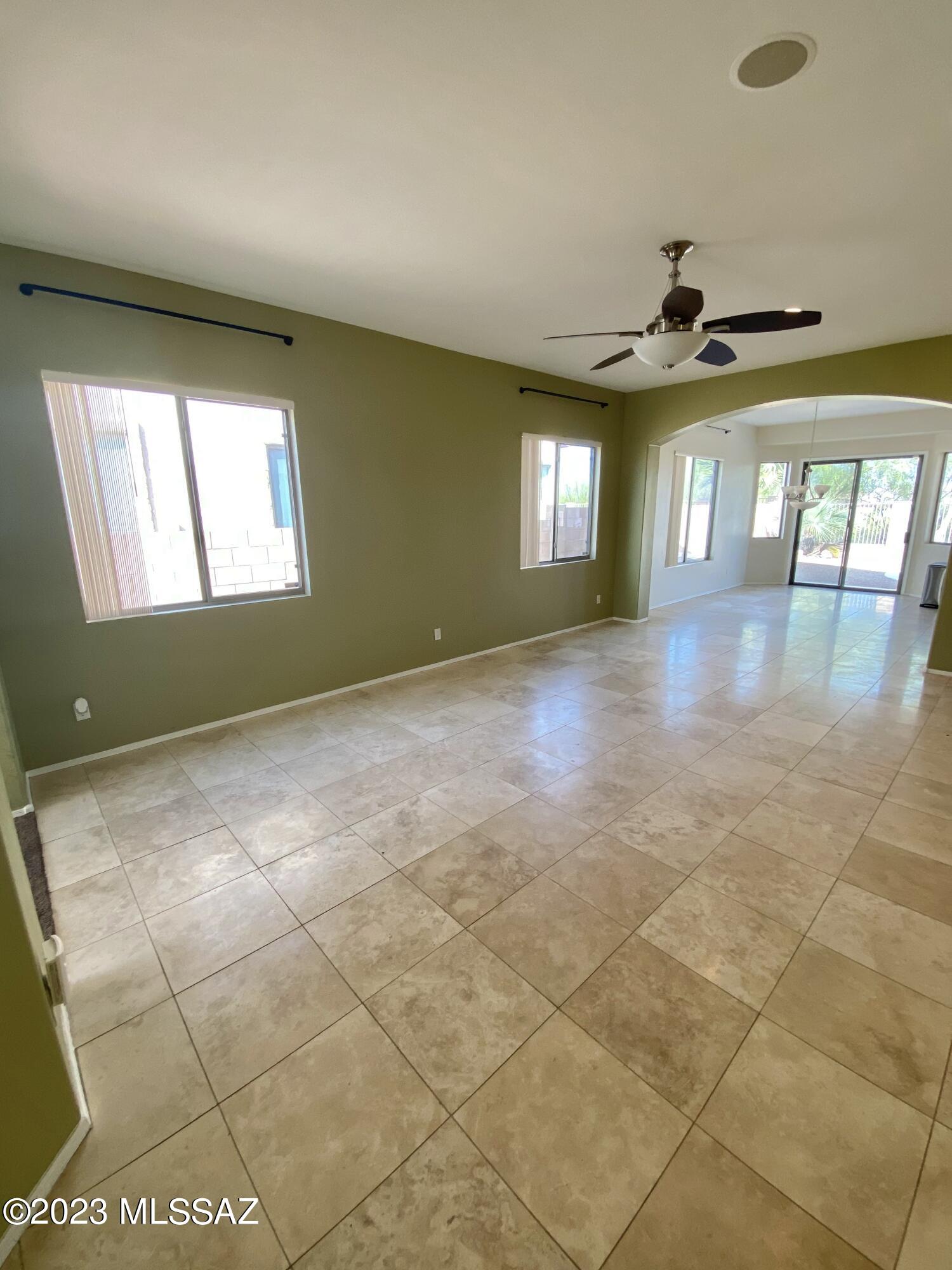 Somerset Canyon Neighborhood 10, Par. X,Y - Residential Lease