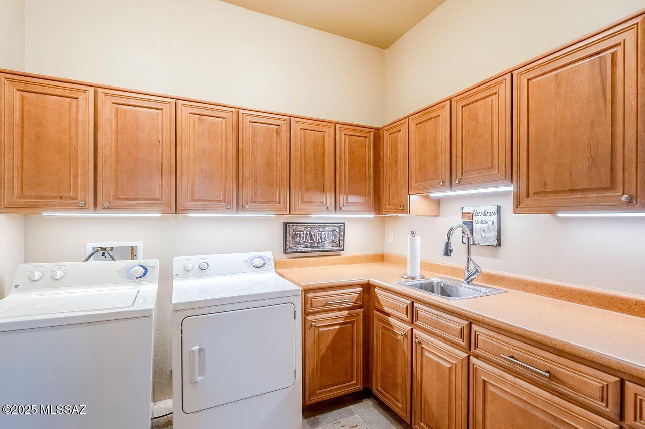 Sabino Mountain (1-290) - Residential