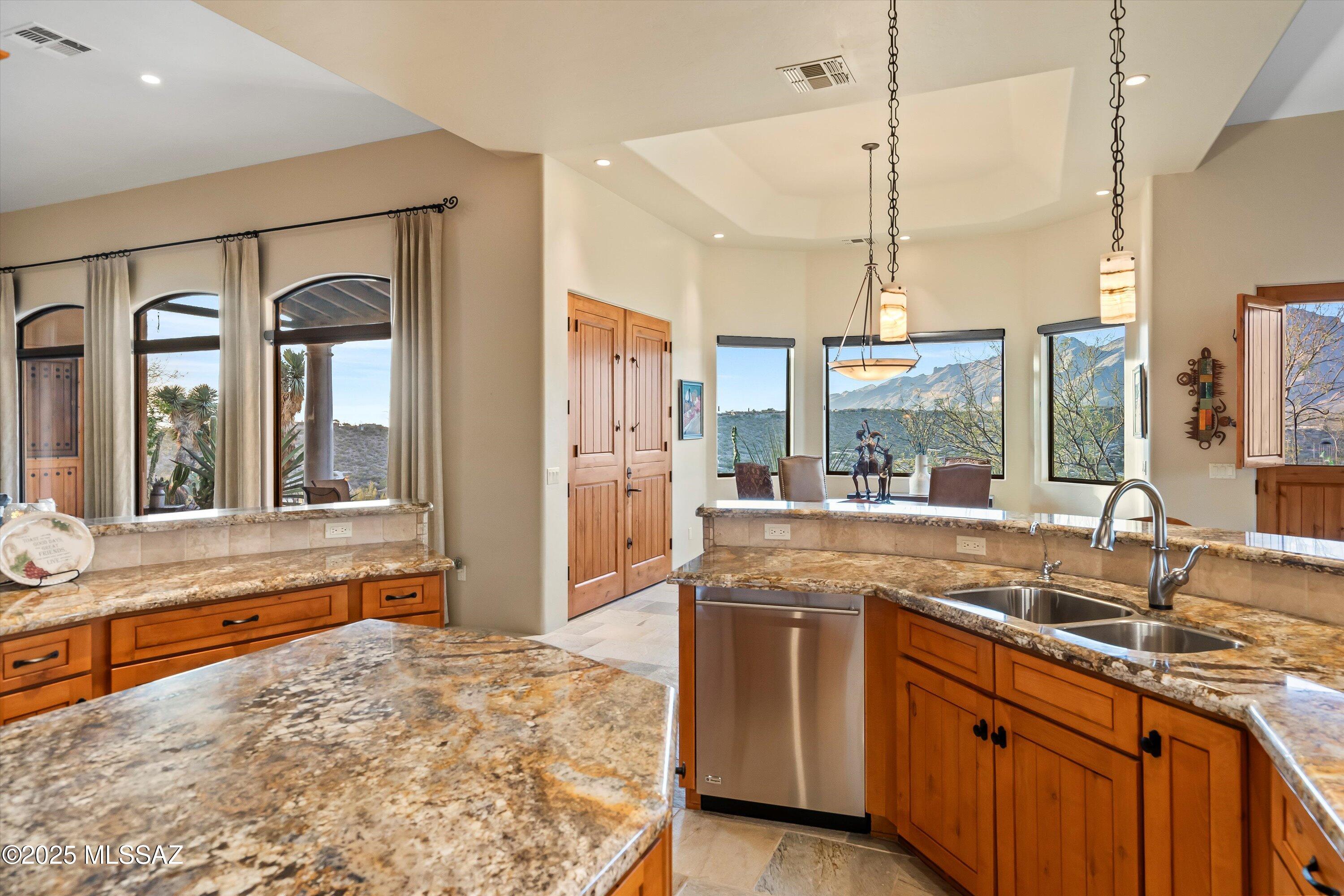 Sabino Mountain (1-290) - Residential