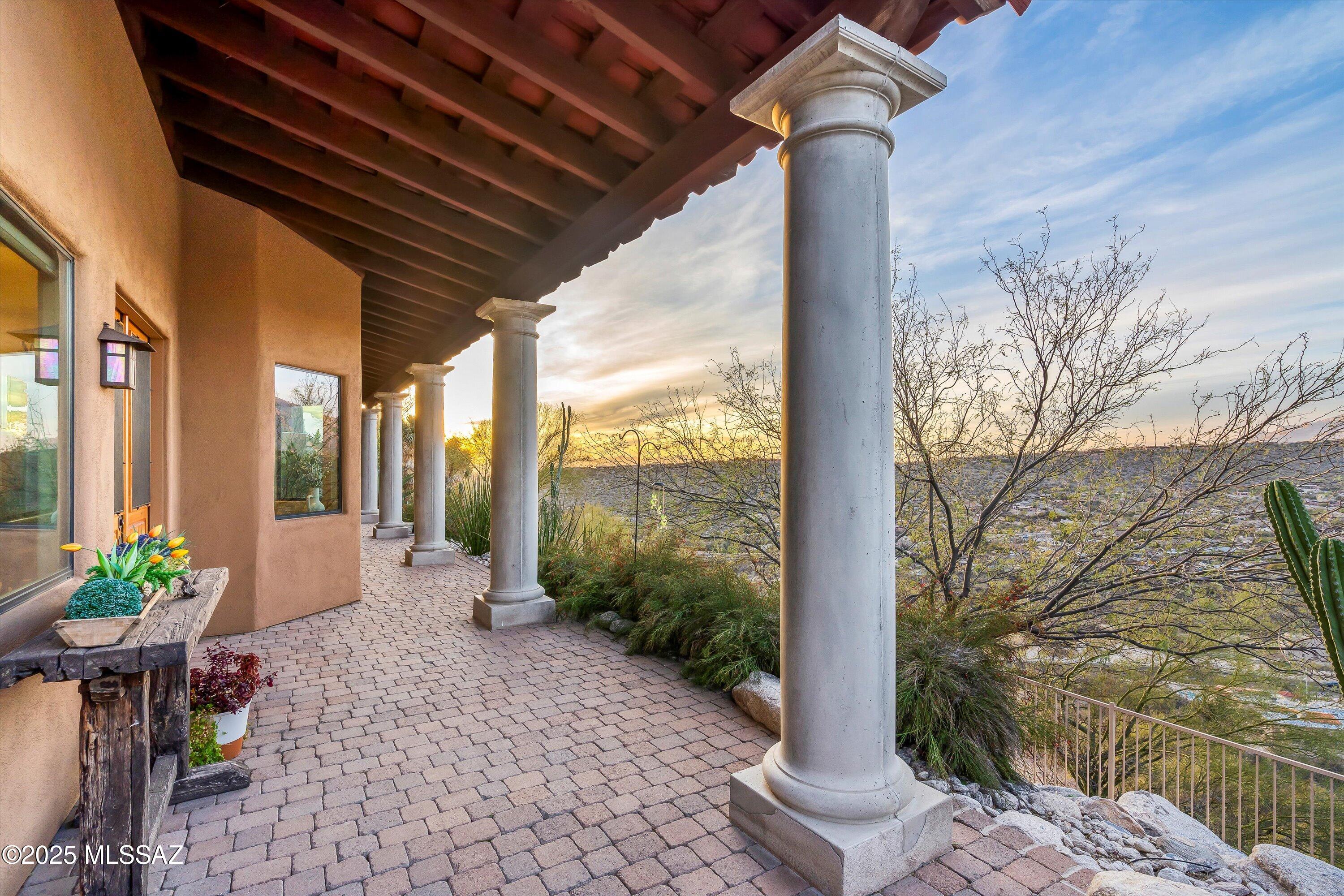 Sabino Mountain (1-290) - Residential