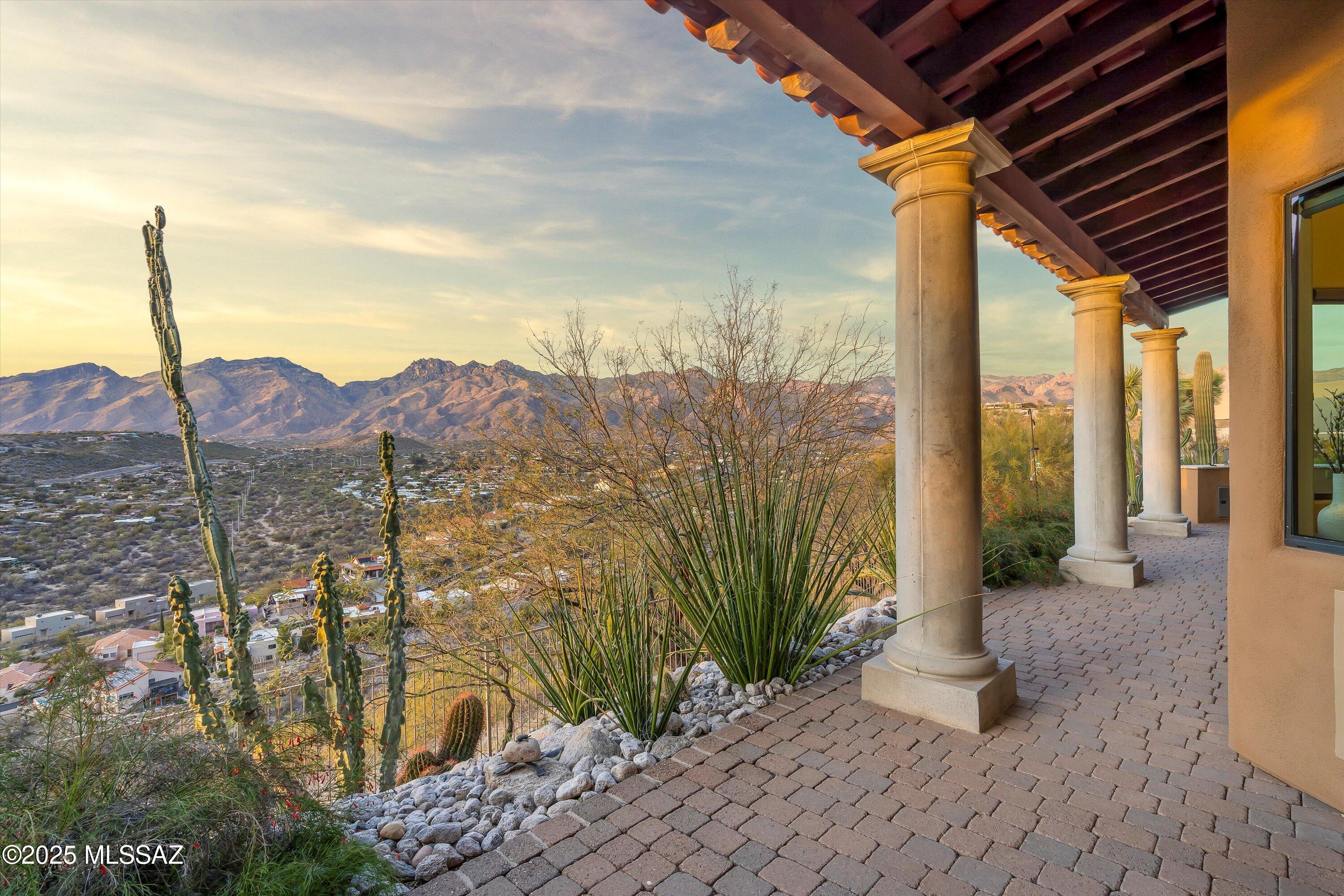 Sabino Mountain (1-290) - Residential
