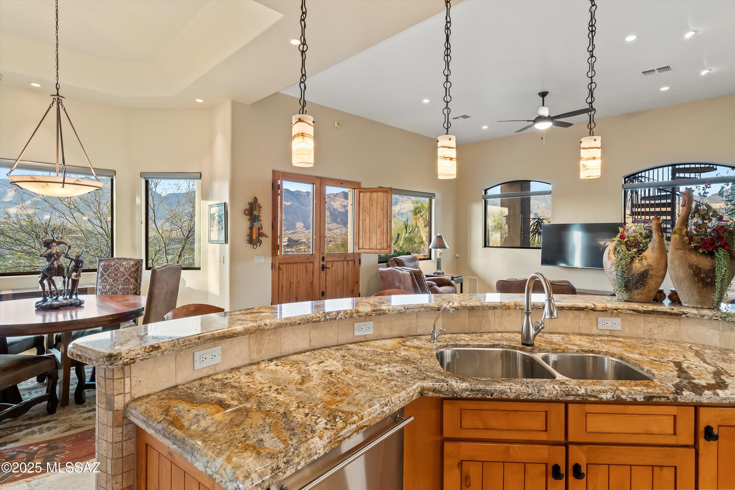 Sabino Mountain (1-290) - Residential