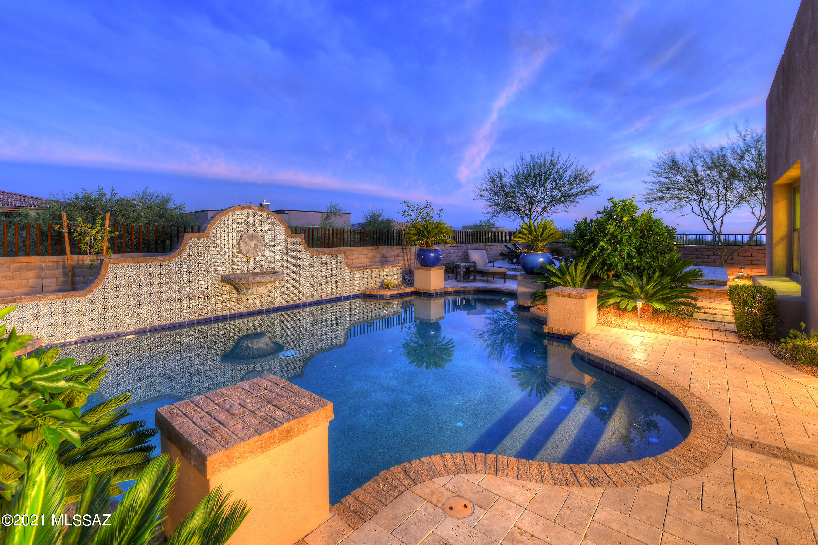 Los Saguaros At Dove Mountain SQ20121640199 - Residential