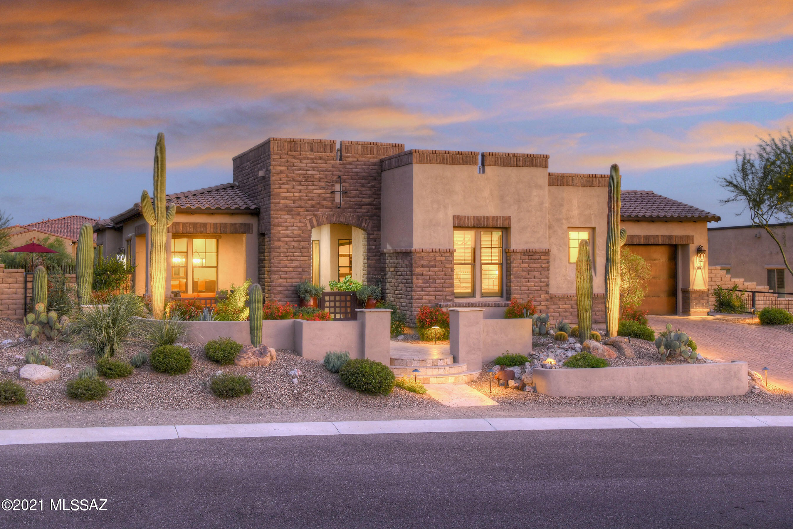 Los Saguaros At Dove Mountain SQ20121640199 - Residential