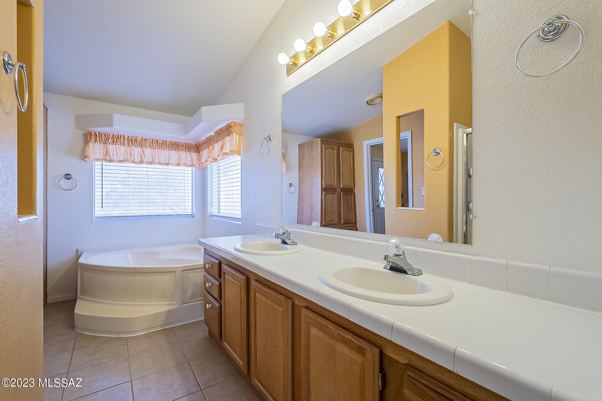 Rancho Del Sol Lindo (123-438) - Residential